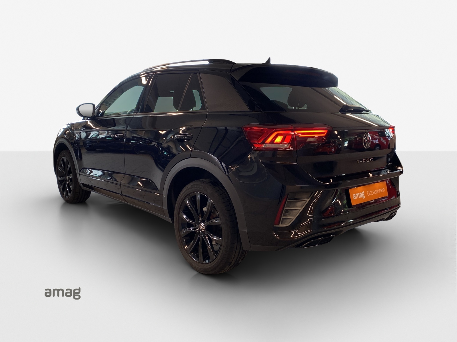 VW T-Roc 2.0 TSI R-Line DSG 4Motion-showroom-element-2