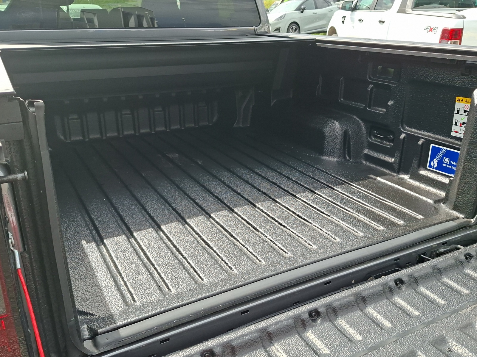 FORD RANGER MSRT 3.0 Eco Blue e-4WD Automatique-image-12