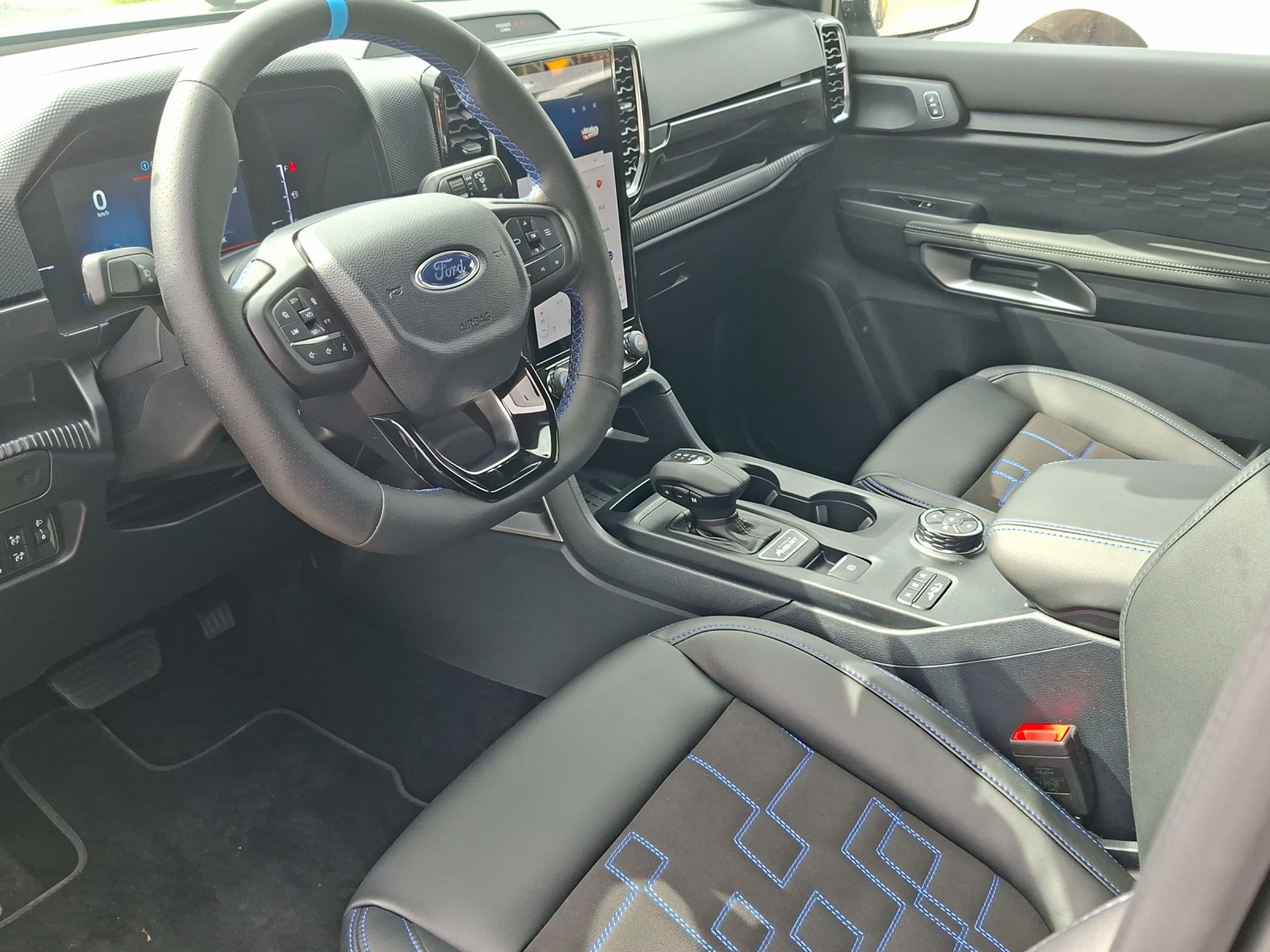 FORD RANGER MSRT 3.0 Eco Blue e-4WD Automatique-image-6