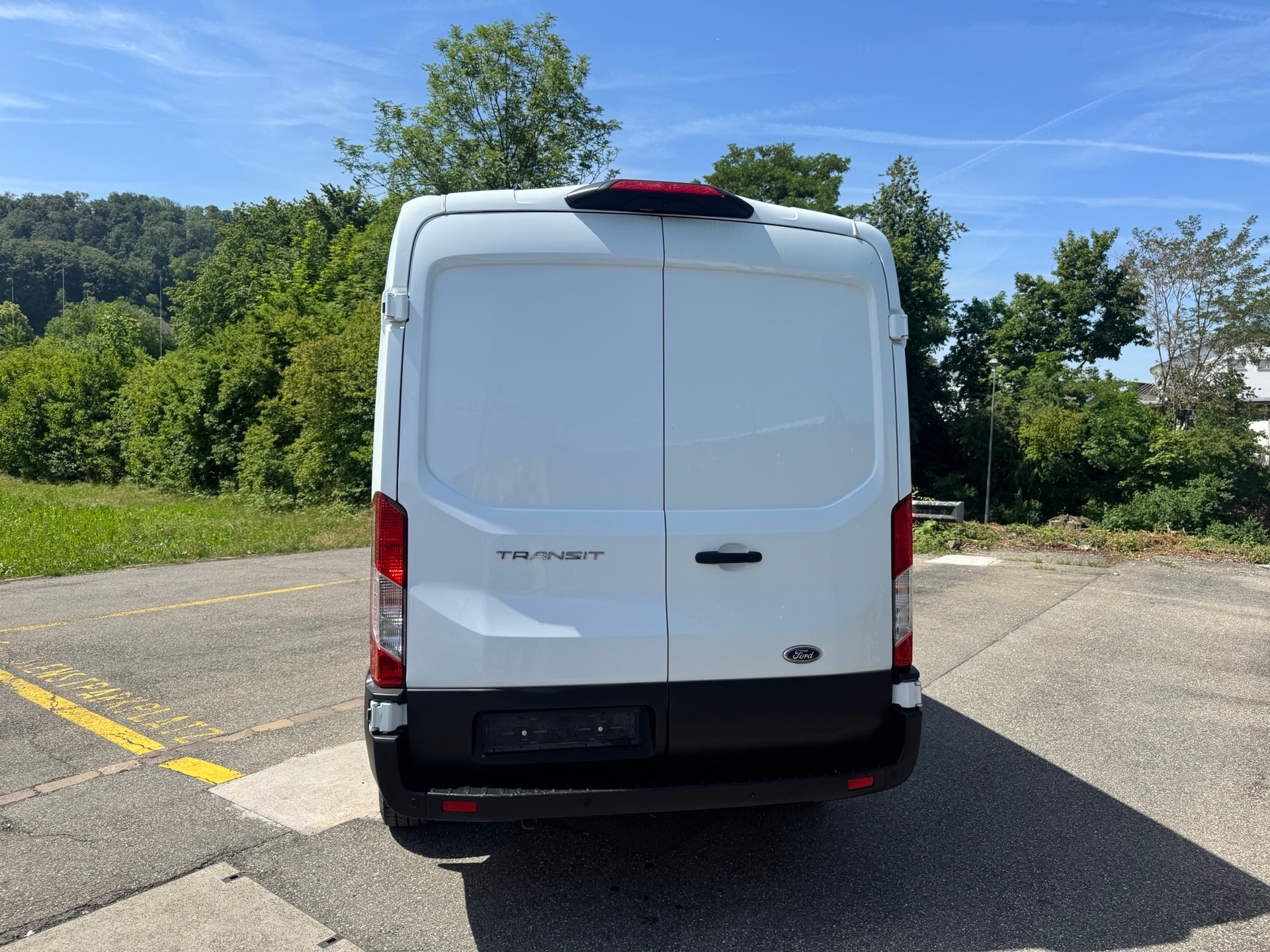 FORD Transit Van 350 L3 Trend 2.0 TDCi 130 FWD A-showroom-element-3