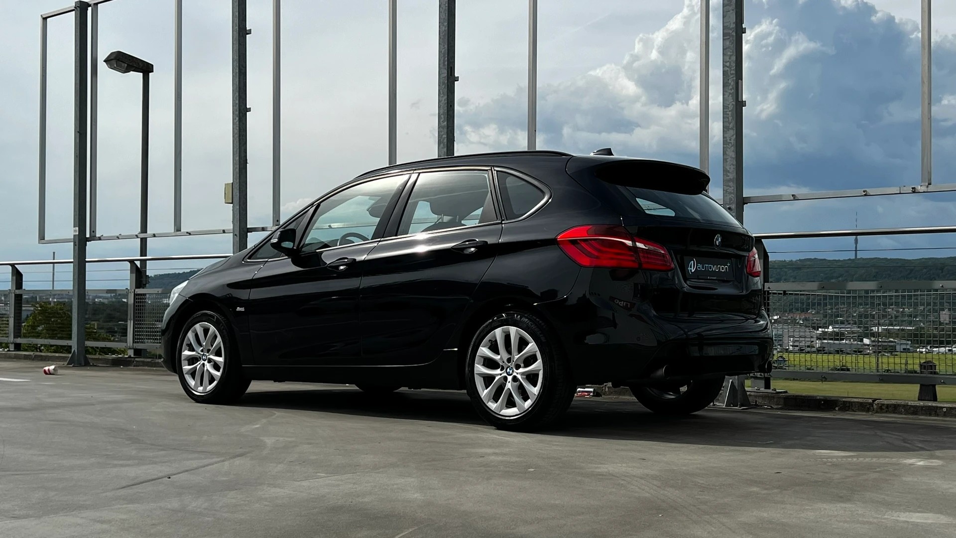 BMW 220i ACTIVE TOURER SPORT LINE STEPTRONIC l 192 PS-image-12