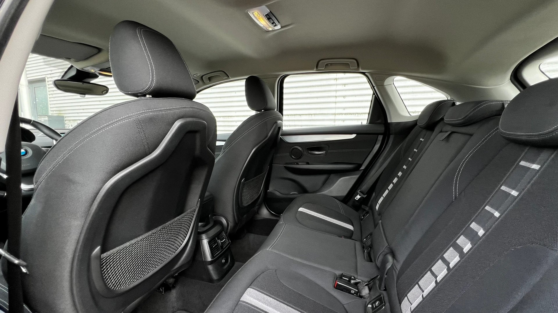 BMW 220i ACTIVE TOURER SPORT LINE STEPTRONIC l 192 PS-image-27