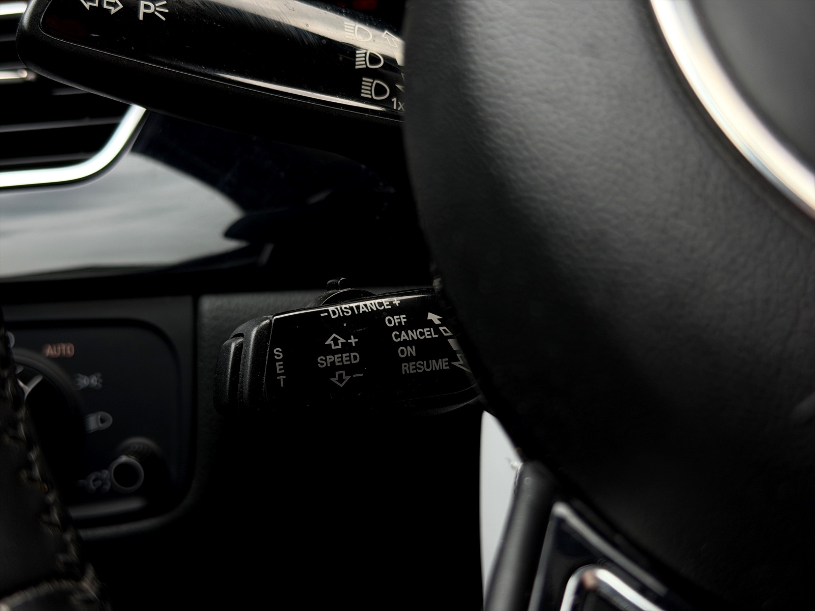 AUDI A8 3.0 TDI quattro tiptronic-image-19