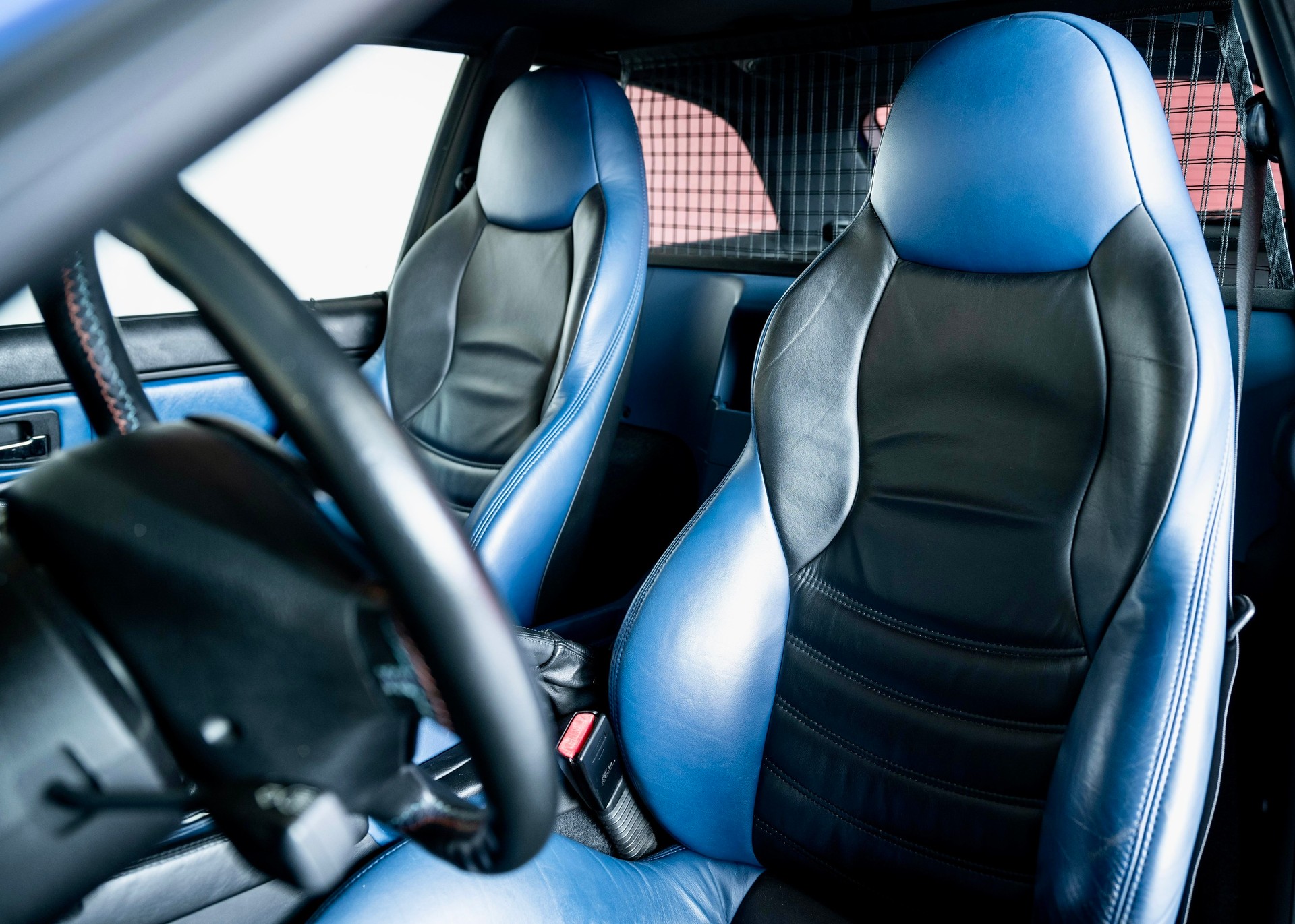 BMW M Coupé (2nd hand Swiss car, Fantastic condition, full service history, 100% original) - SOLD !-image-21