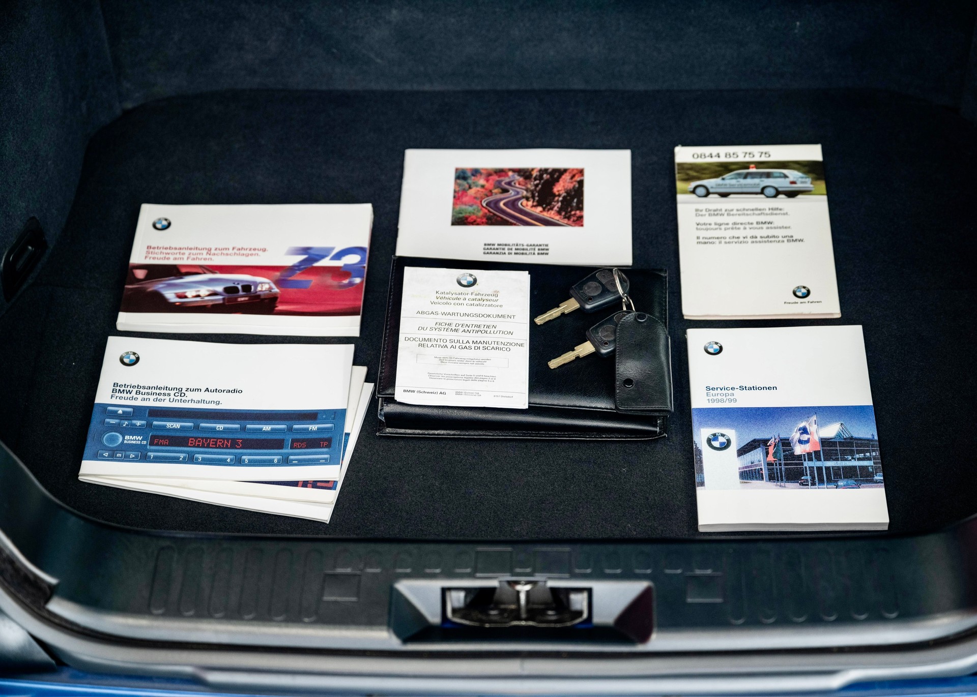 BMW M Coupé (2nd hand Swiss car, Fantastic condition, full service history, 100% original) - SOLD !-image-31