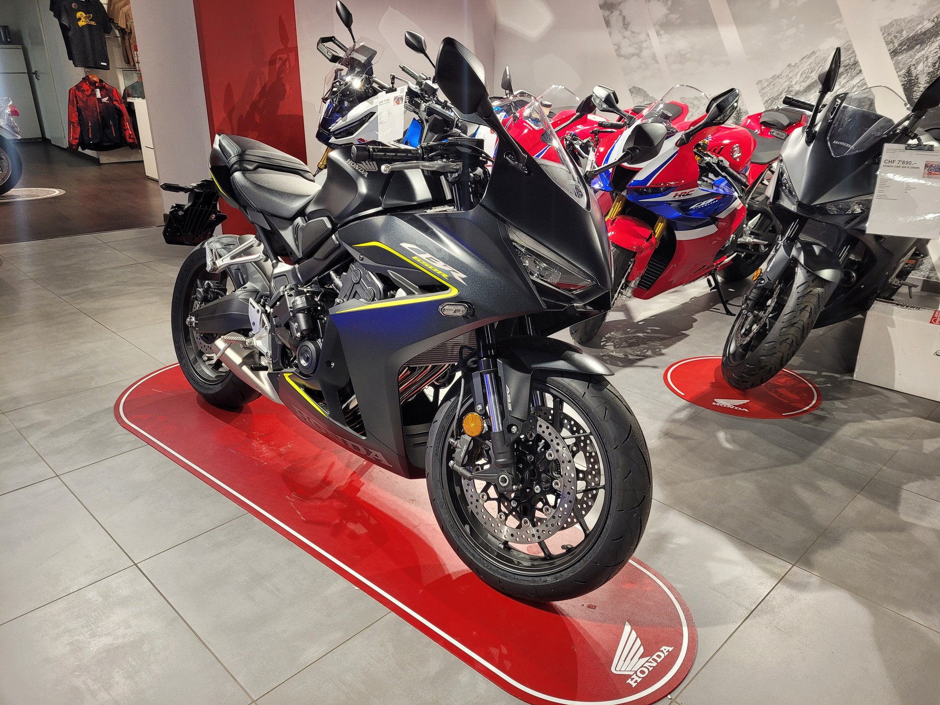 HONDA CBR 650 R E-Clutch (35kW)-image-1