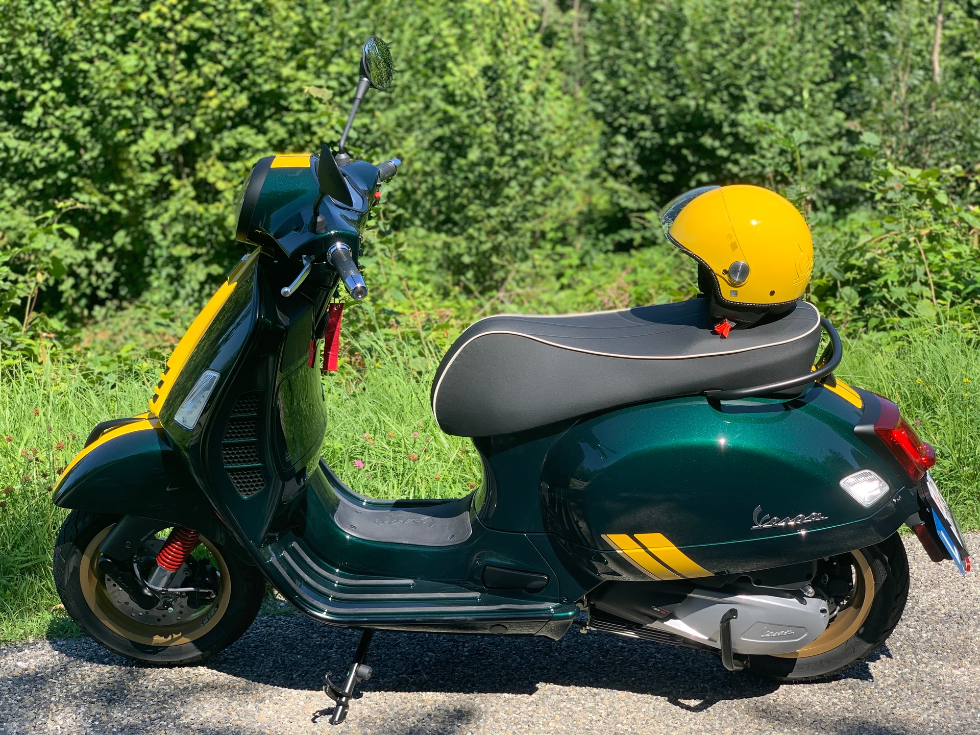 PIAGGIO Vespa GTS 300 HPE Racing Sixties ABS/ASR-image-0
