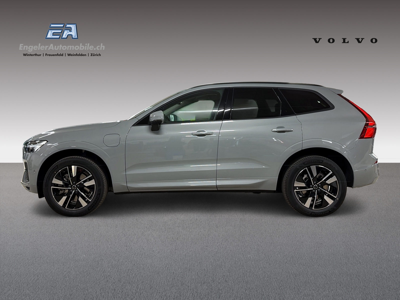 VOLVO XC60 T6 eAWD PluginHybrid Core Geartronic-image-3
