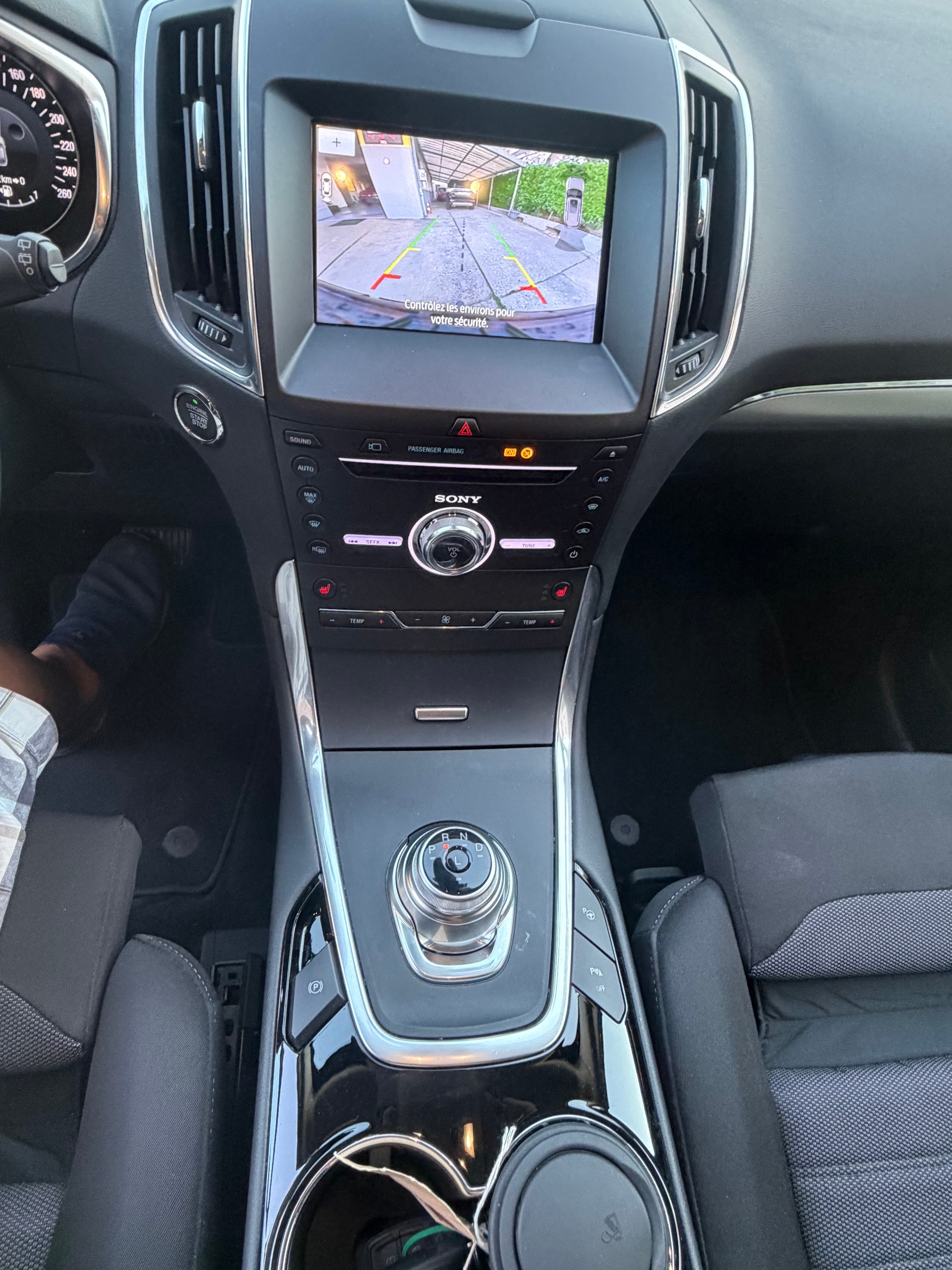 FORD Galaxy 2.5 FHEV Titanium 7Pl. CVT-image-21