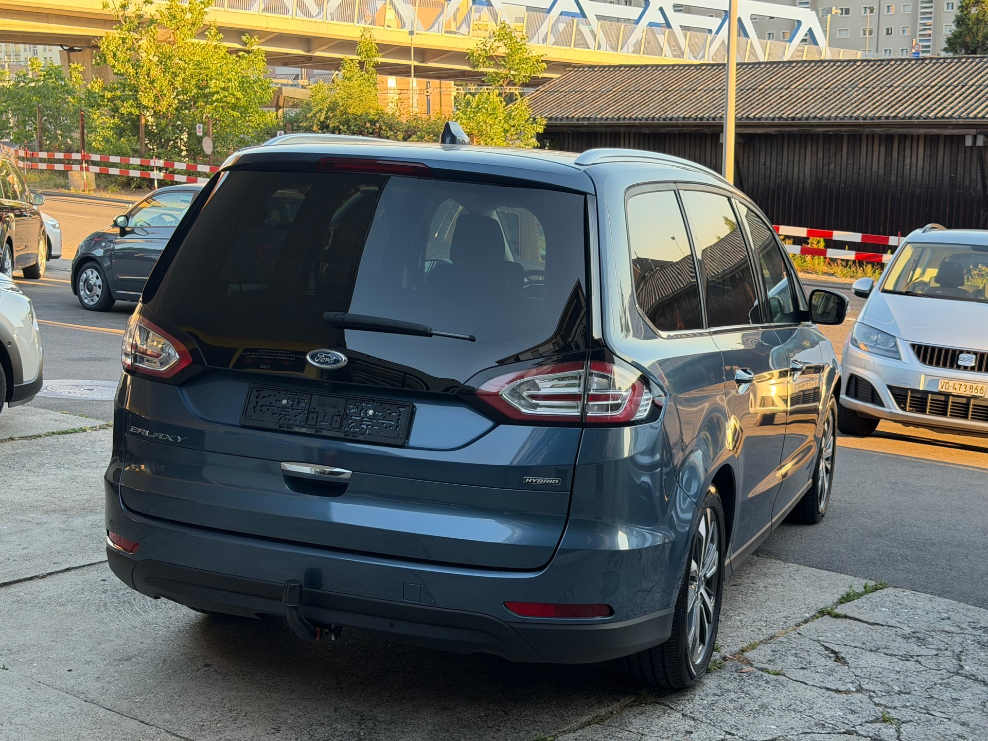 FORD Galaxy 2.5 FHEV Titanium 7Pl. CVT-showroom-element-2