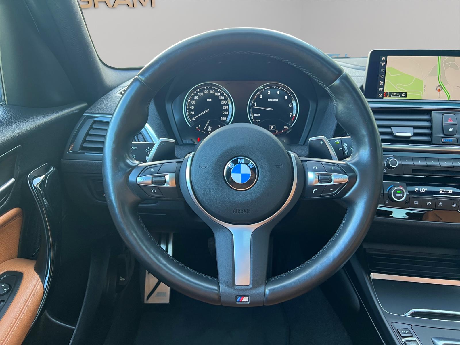 BMW M140i xDrive Steptronic-image-21