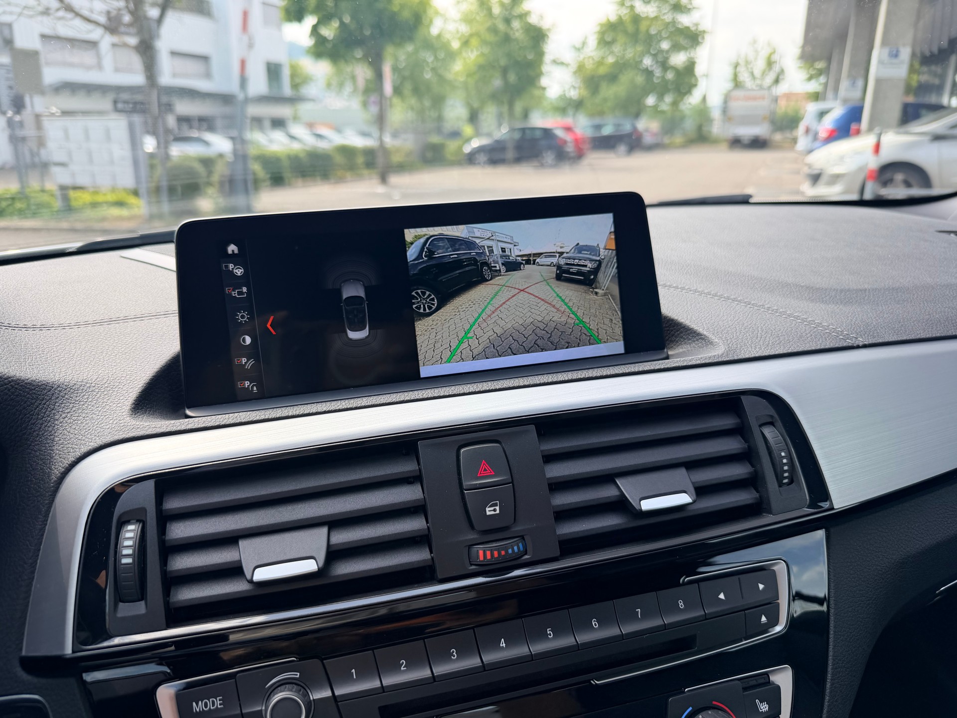 BMW M240i xDrive Steptronic-image-12