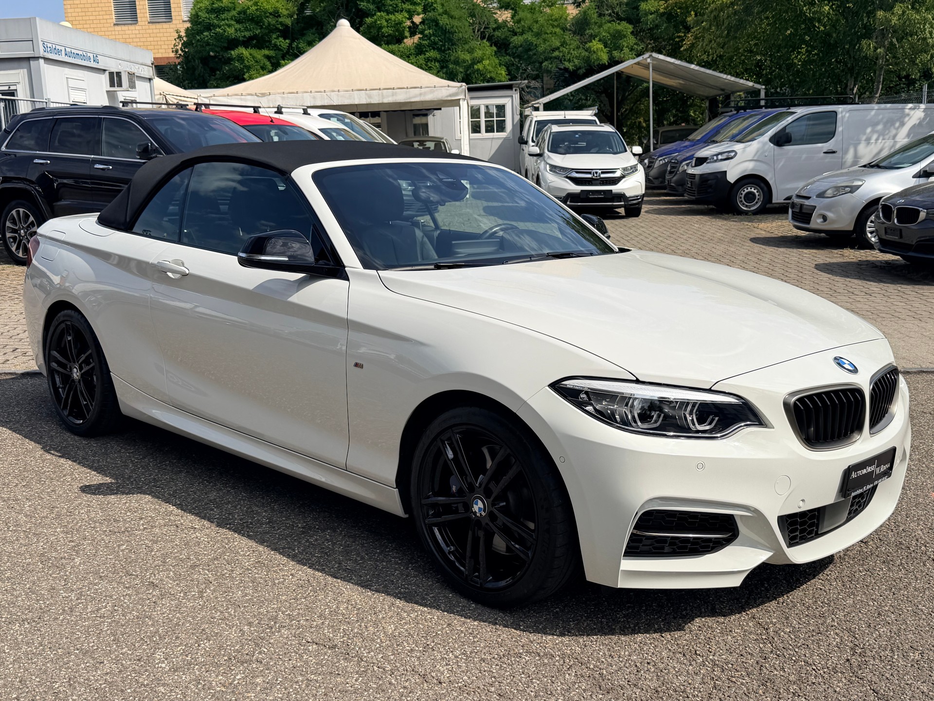 BMW M240i xDrive Steptronic-image-13