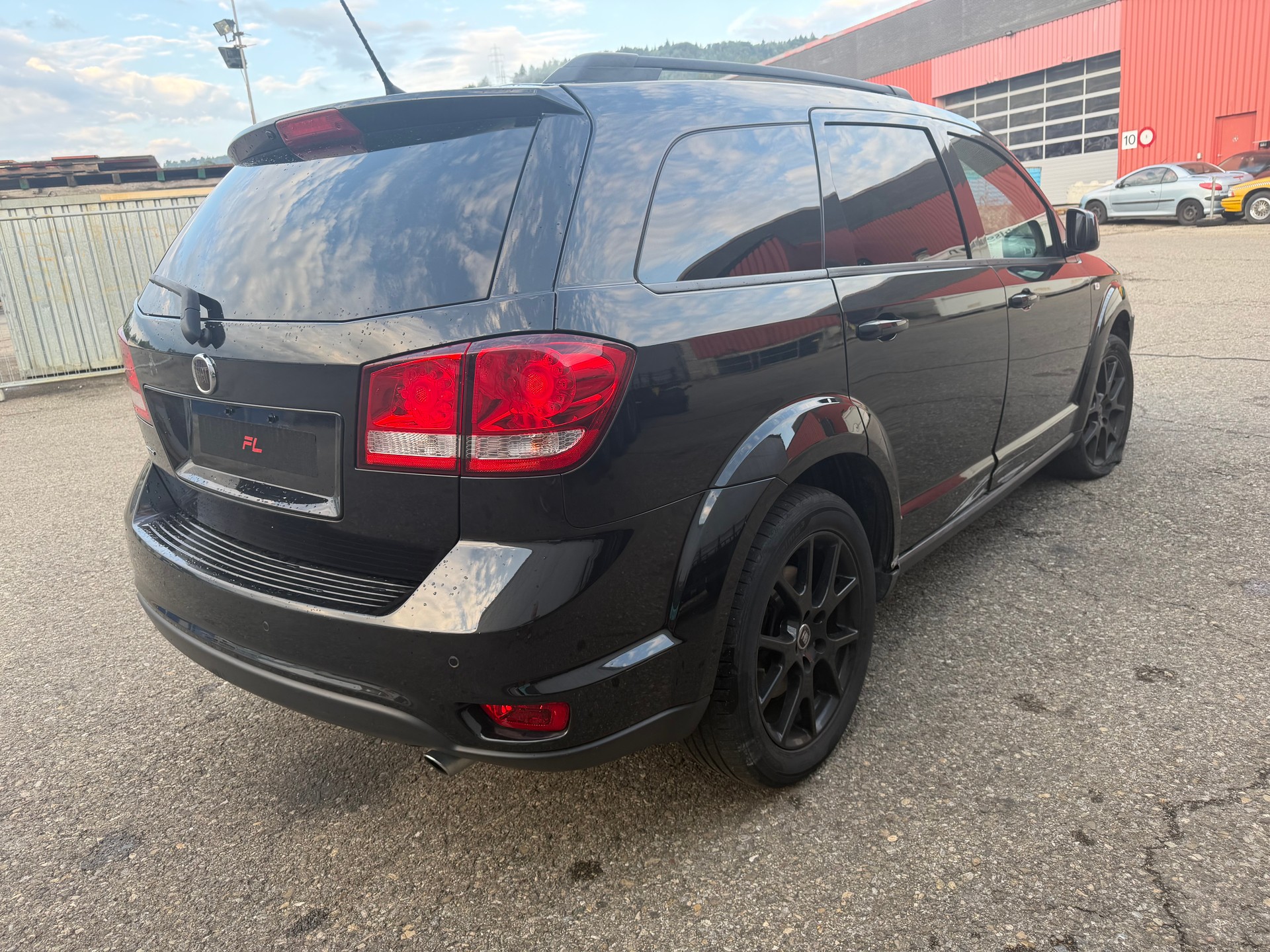 FIAT Freemont 2.0 MJ Cross AWD Automat-image-6