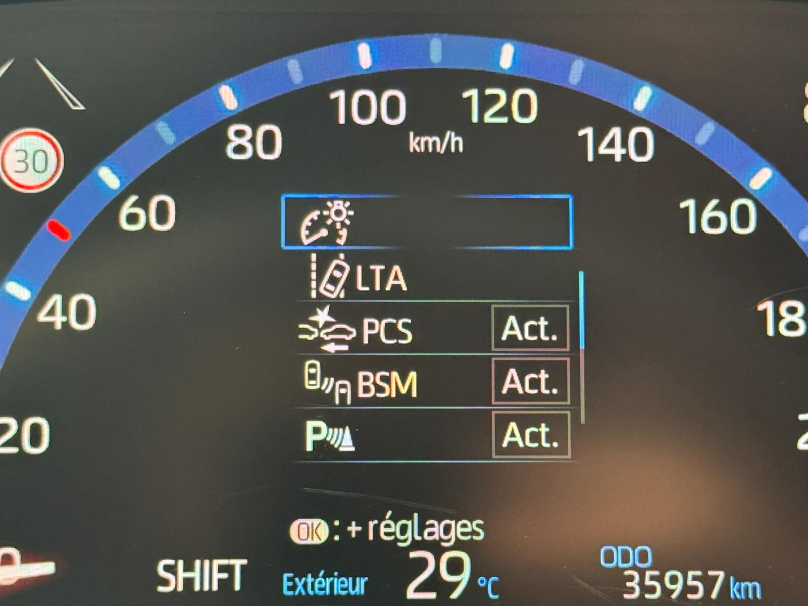 TOYOTA Yaris Cross 1.5 Trend-image-24