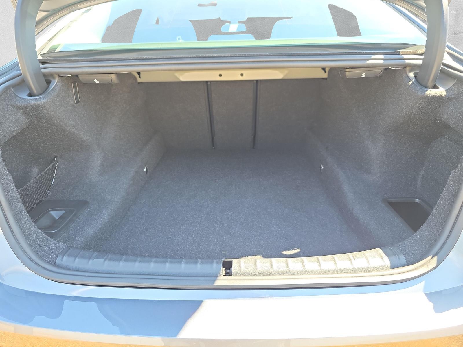 BMW 530i xDrive G30 (CH)-image-10