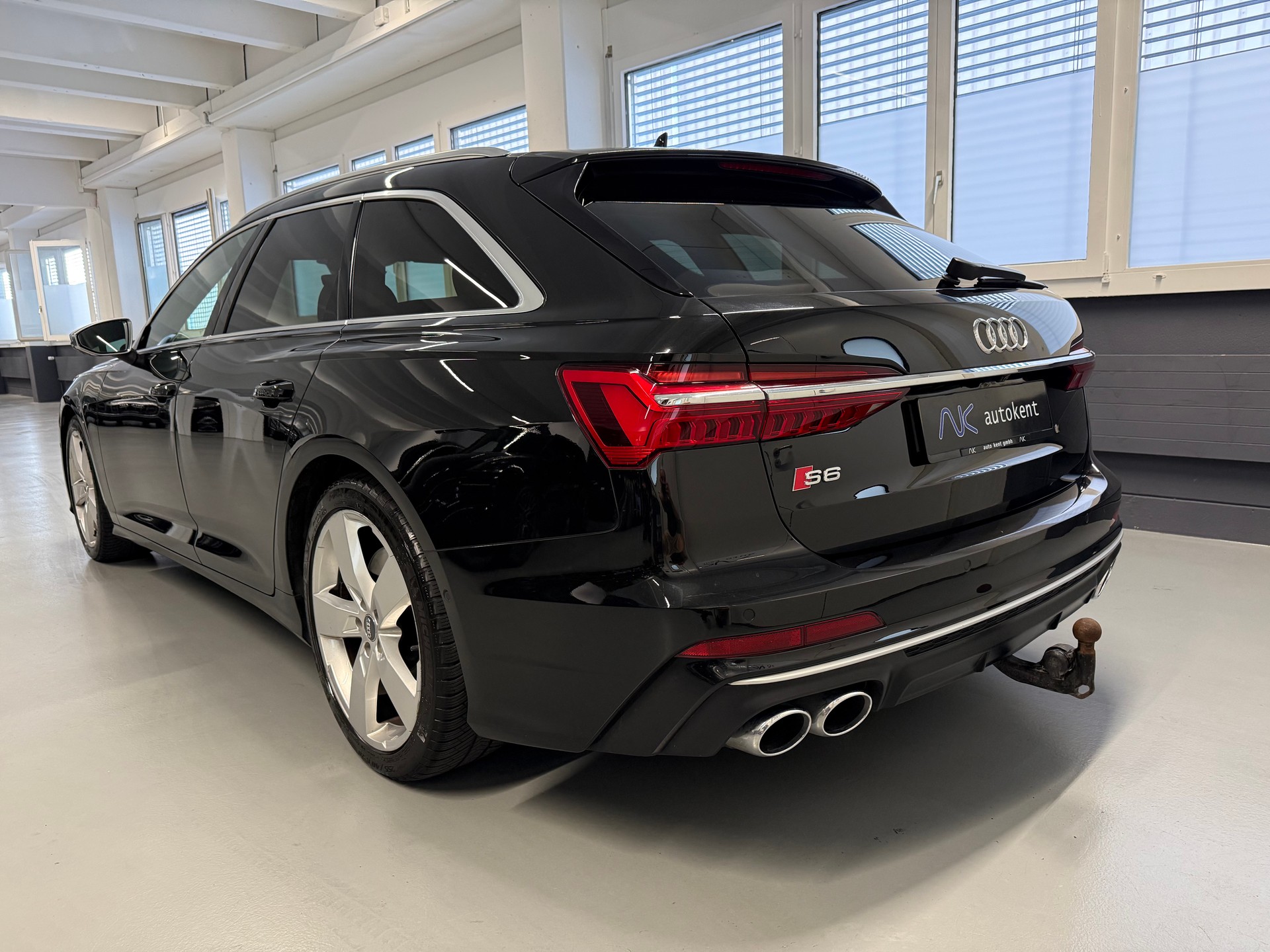 AUDI S6 Avant 3.0 TDI quattro tiptronic-showroom-element-3