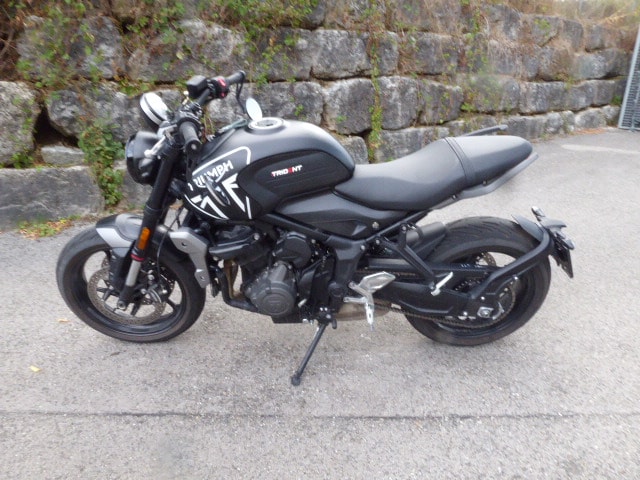 TRIUMPH Trident 660-showroom-element-2