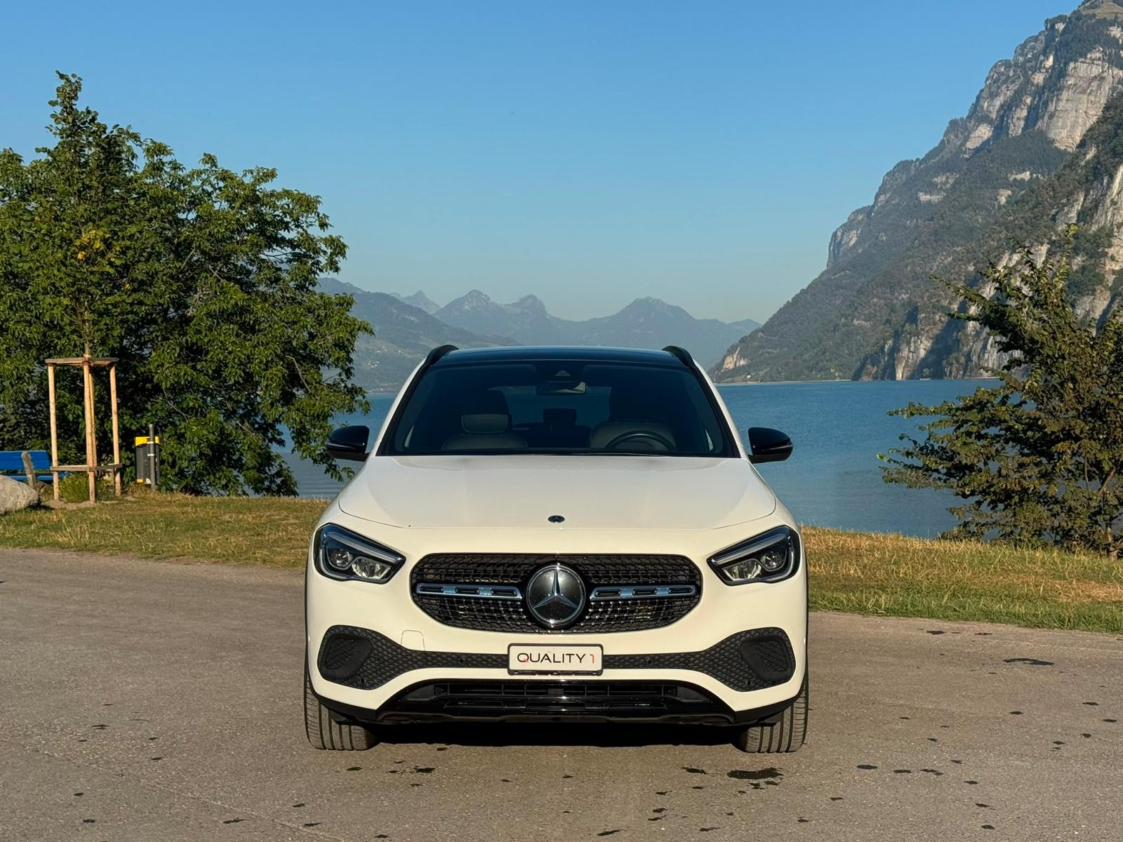 MERCEDES-BENZ GLA 200d 4Matic Progressive 8G-DCT