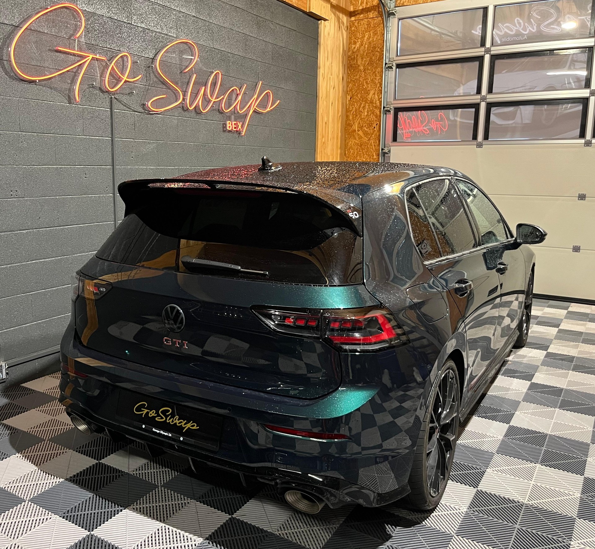 VW Golf 2.0 TSI GTI Edition 50 DSG-showroom-element-3