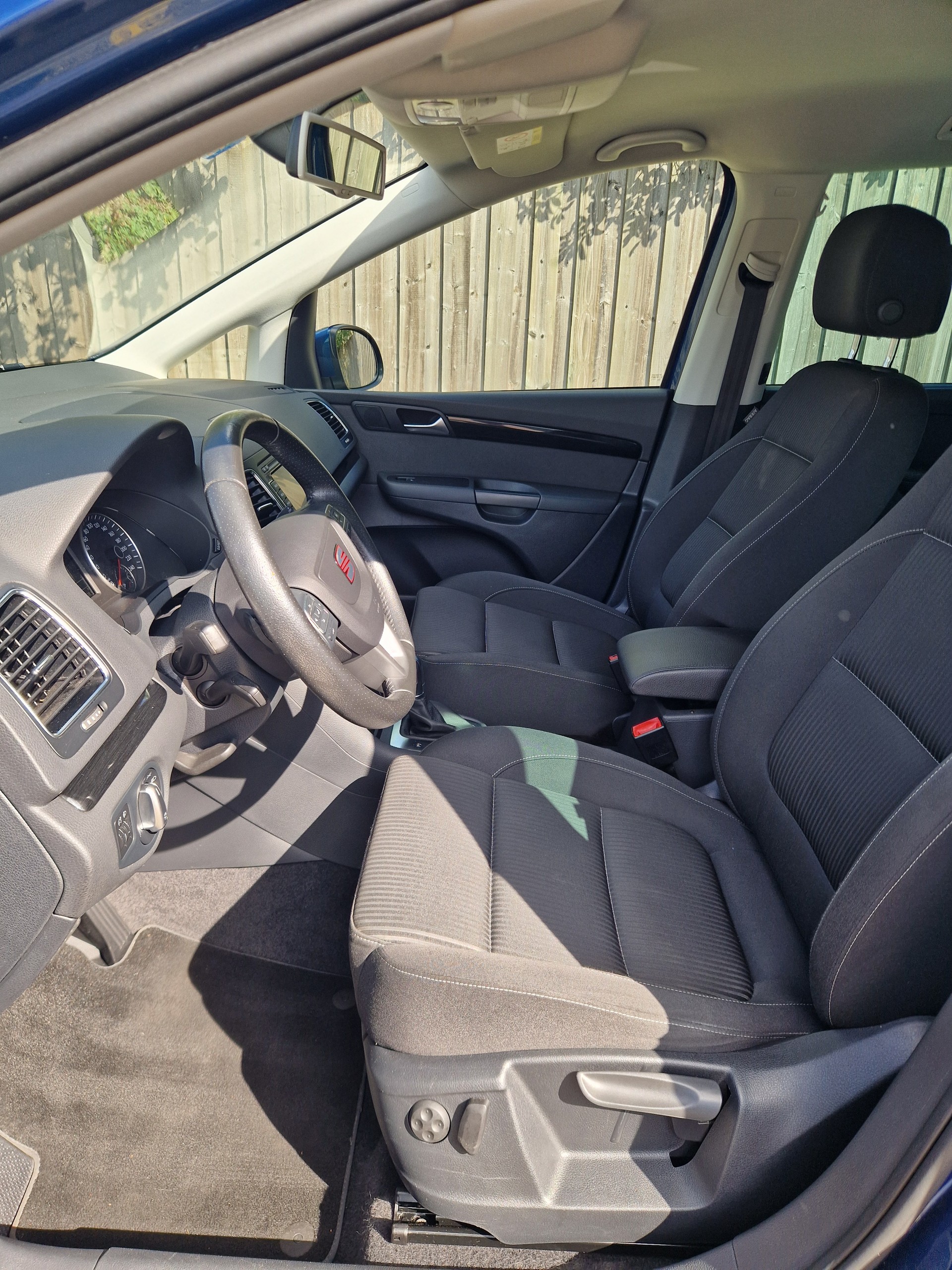 SEAT 2.0 TSI Style iTech DSG-image-9