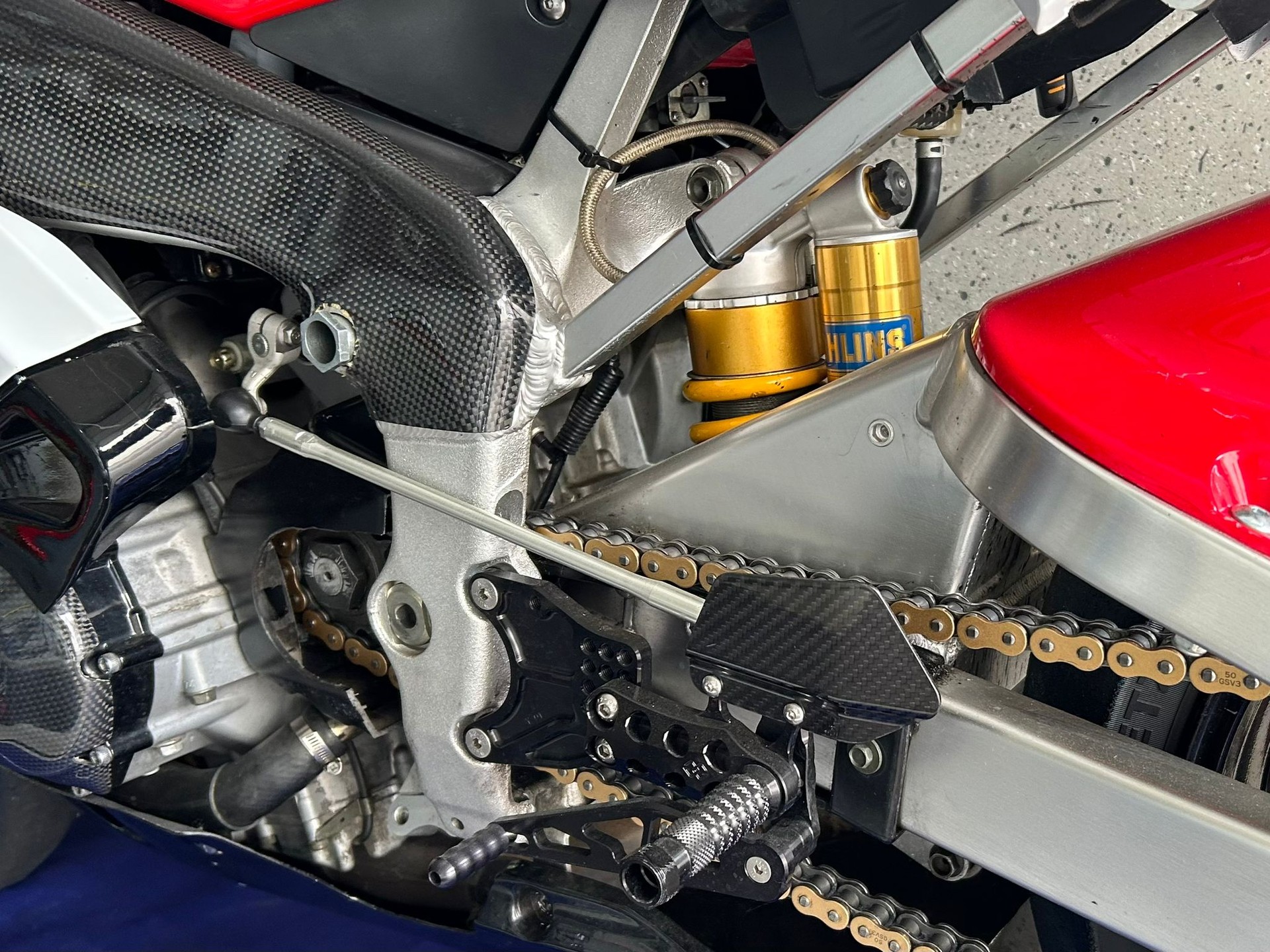 YAMAHA YZF-R1-image-7