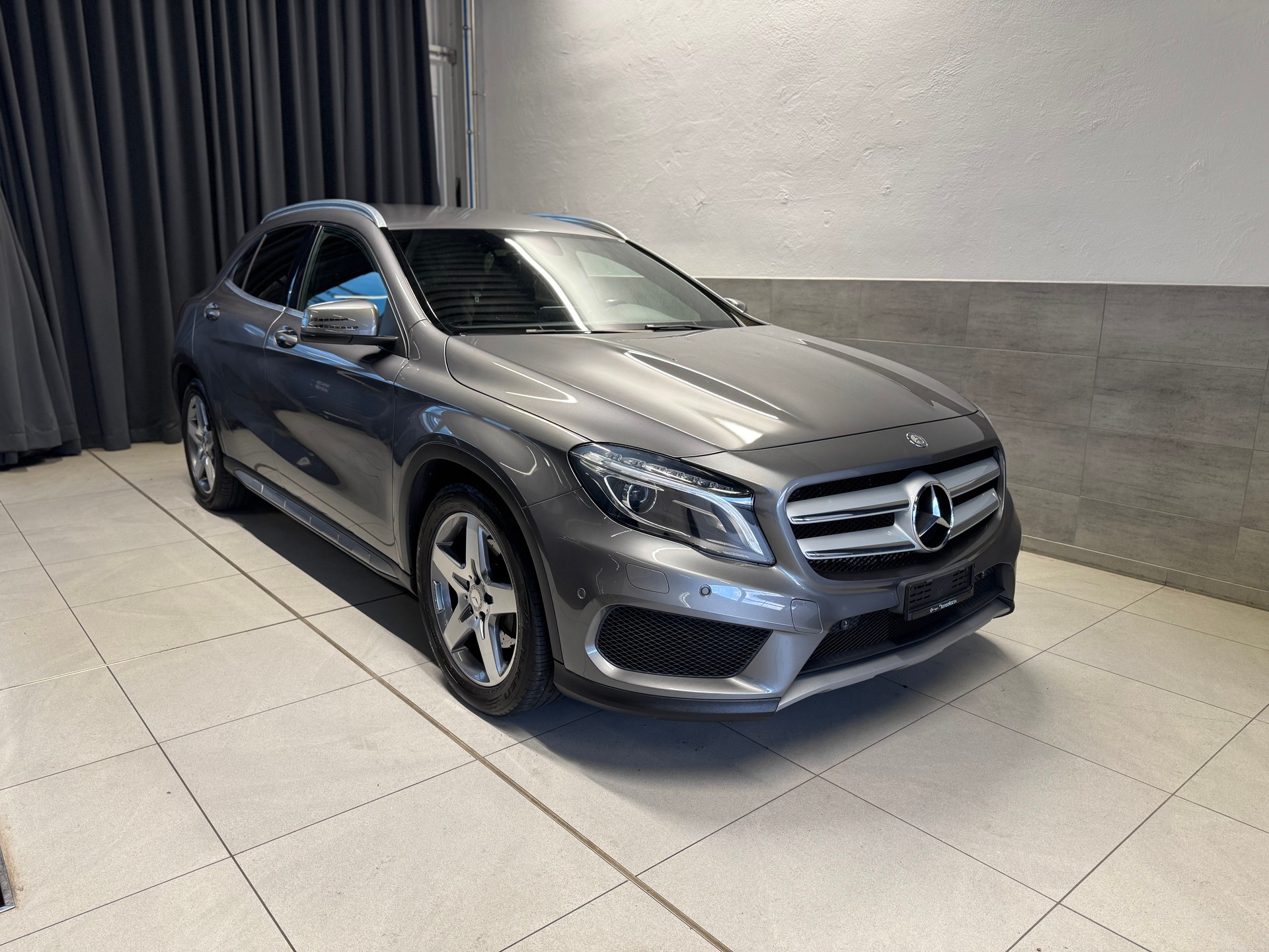 MERCEDES-BENZ GLA 220 d Urban 4Matic 7G-DCT (15)