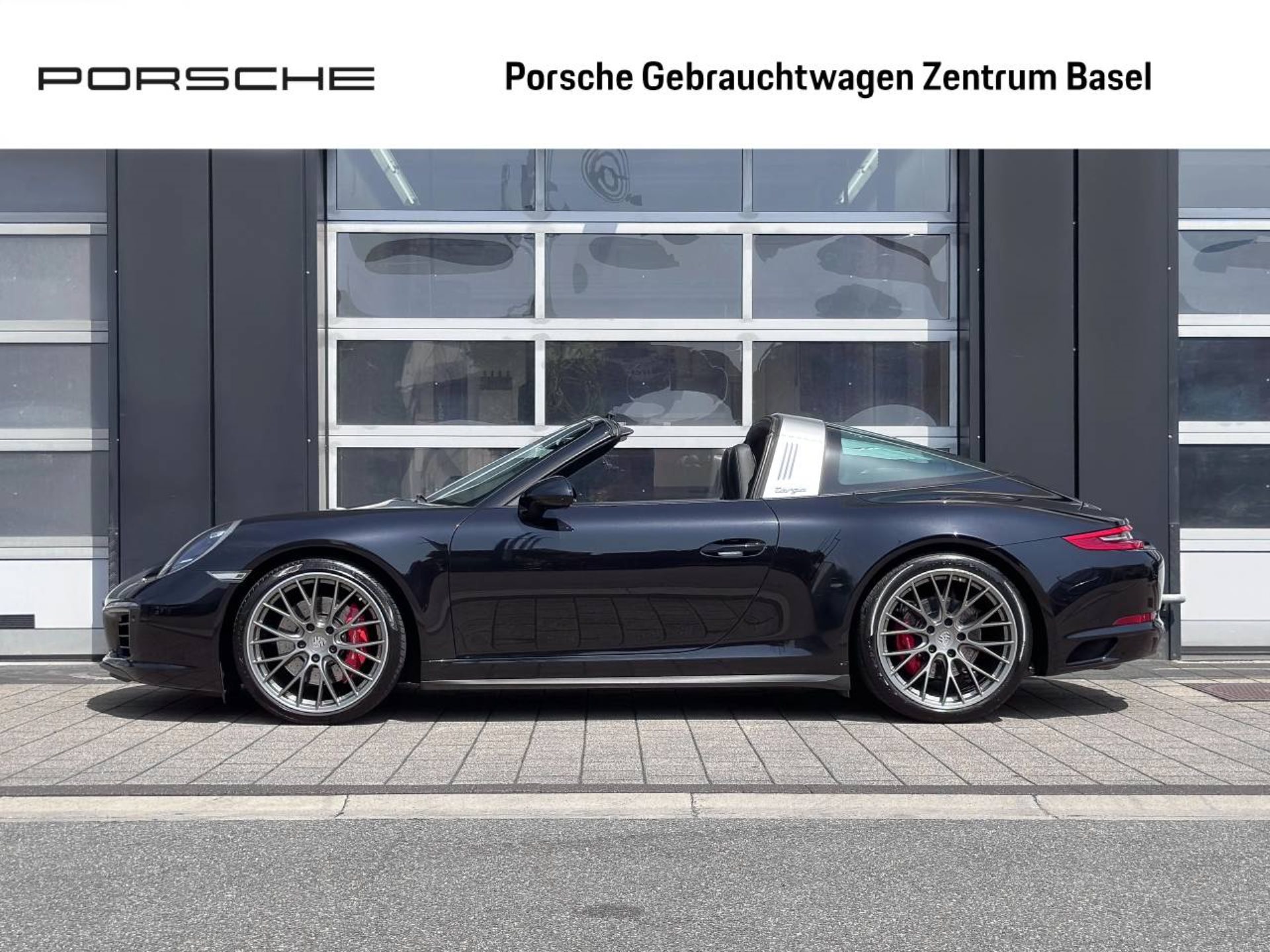 PORSCHE 911 Targa 4S-showroom-element-1