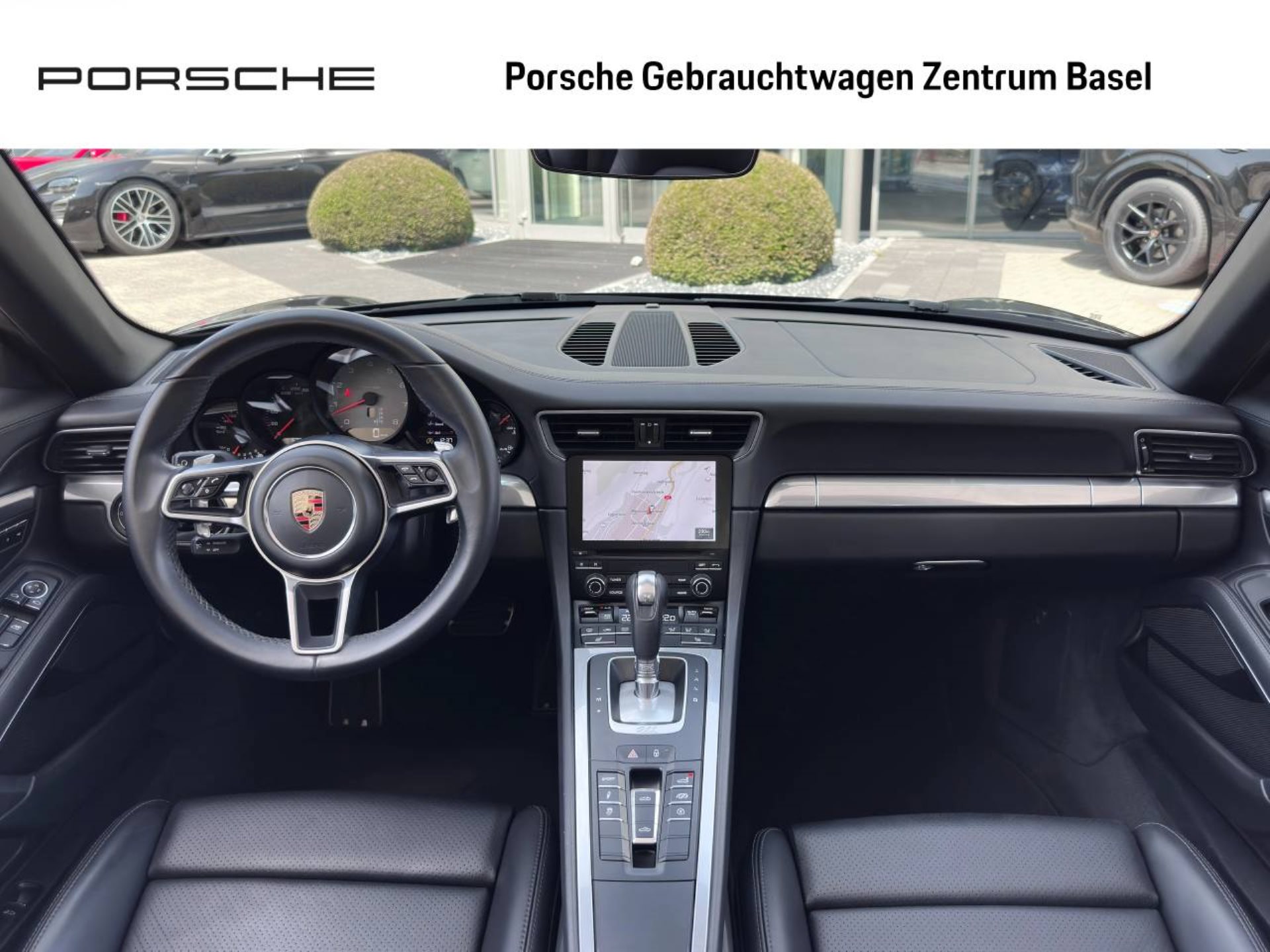 PORSCHE 911 Targa 4S-showroom-element-3