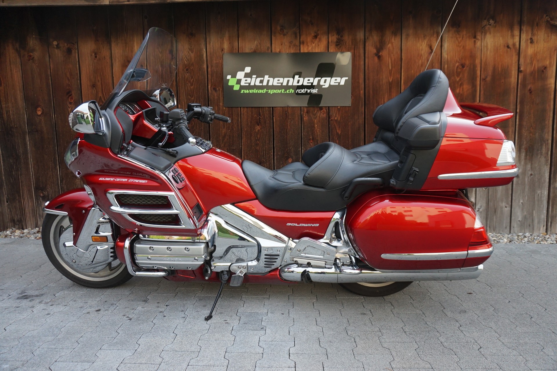 HONDA GL 1800 Goldwing-image-0