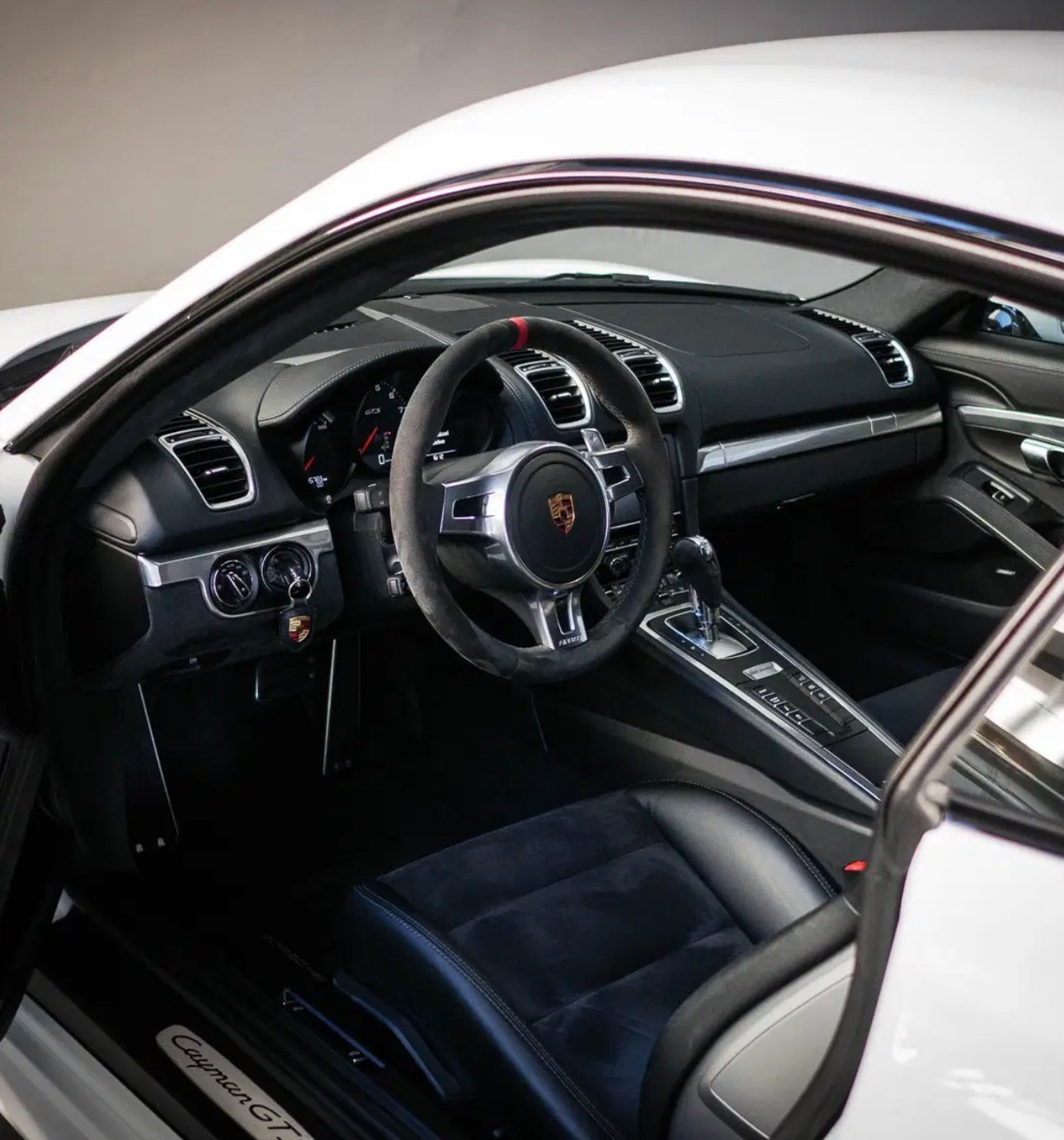 PORSCHE 3.4 GTS PDK-image-5