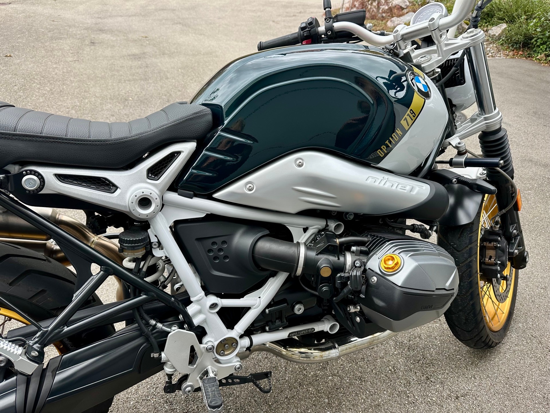 BMW R nineT Scrambler-image-2