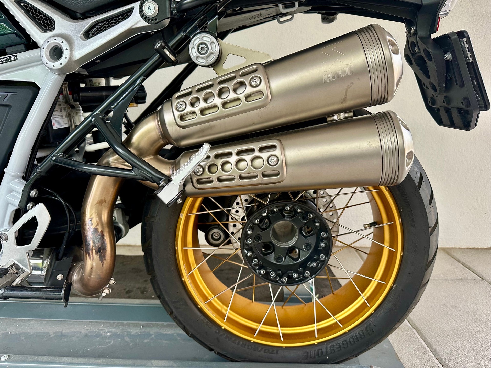 BMW R nineT Scrambler-image-8