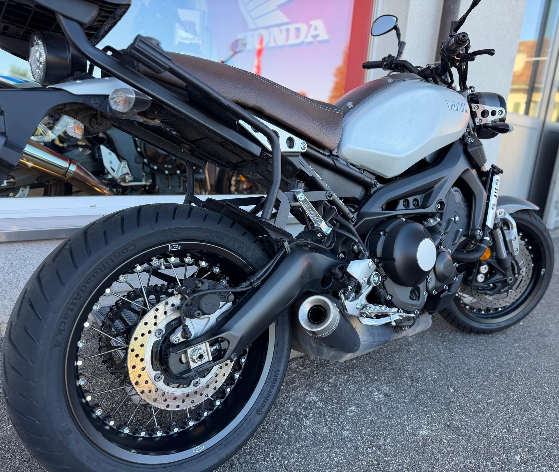 YAMAHA XSR 900 *** KINEO FELGEN ***-image-8