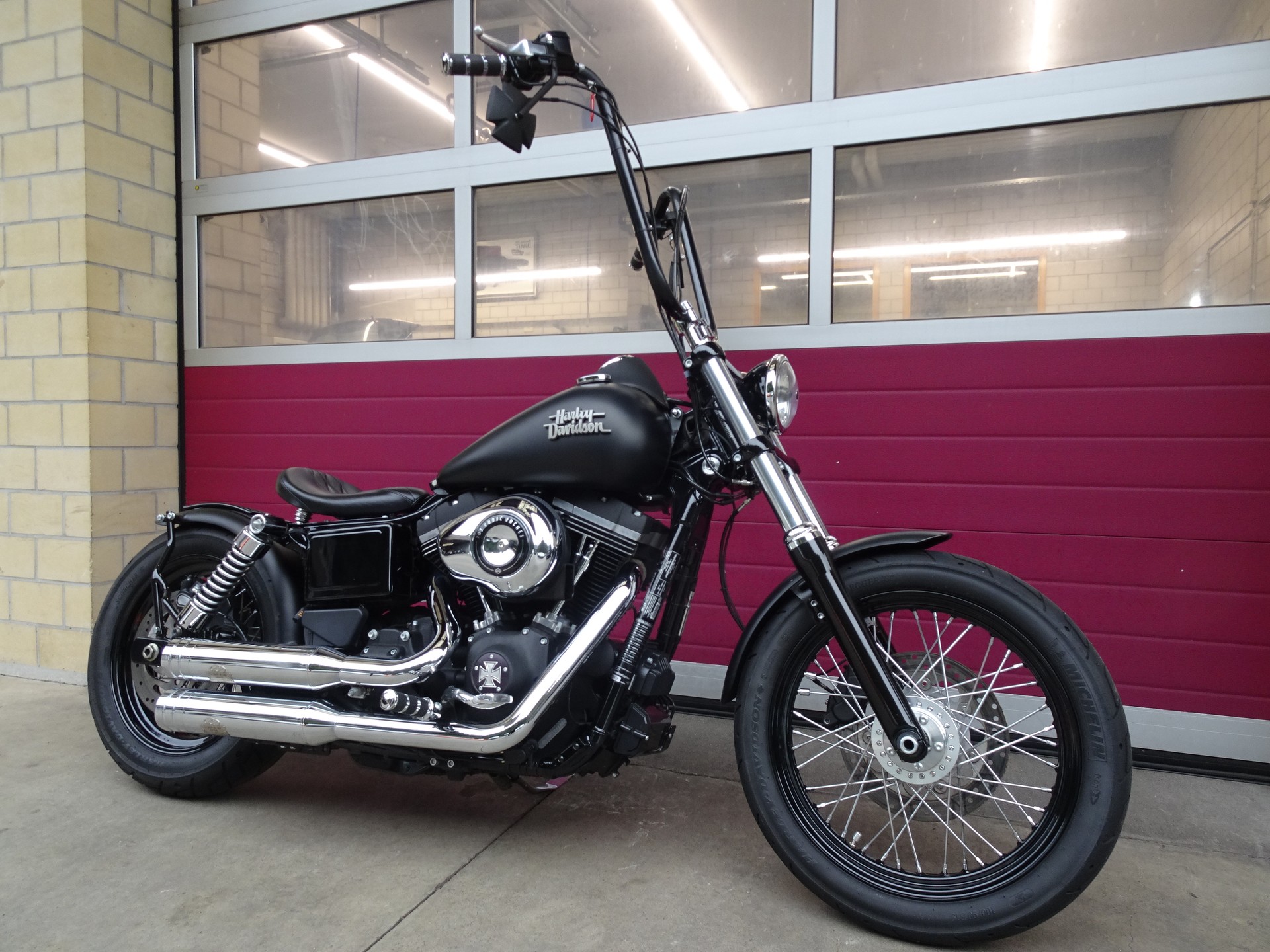 HARLEY-DAVIDSON FXDB Dyna Street Bob 103 ABS-image-9