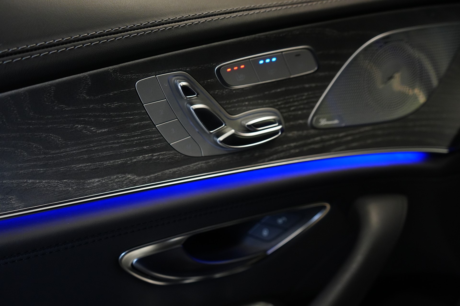 MERCEDES-BENZ AMG GT 4 63 S 4Matic+ Speedshift MCT-image-14