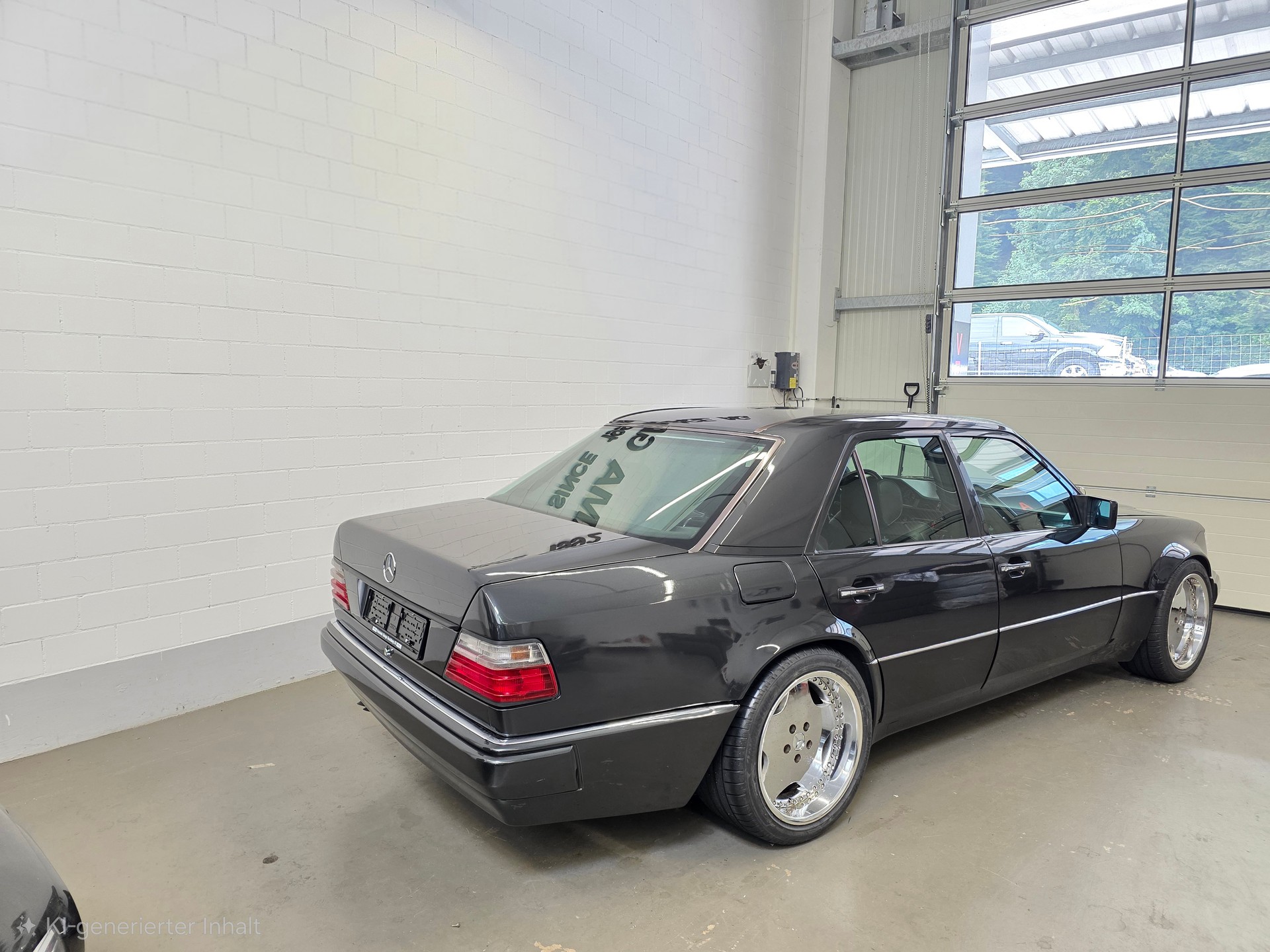 MERCEDES-BENZ 500 E Automatic-showroom-element-2