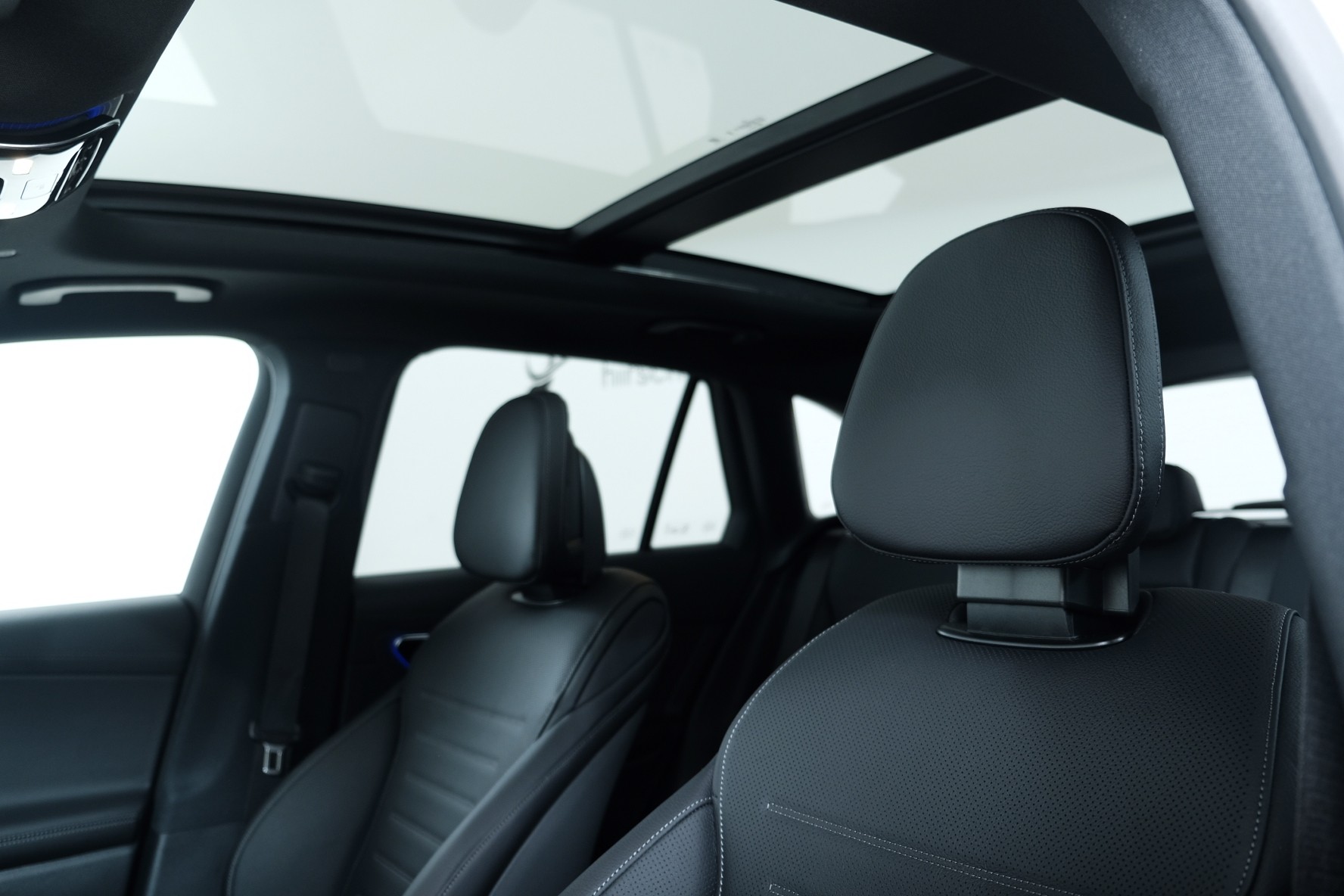 MERCEDES-BENZ GLC 300 e 4Matic 9G-Tronic-image-8