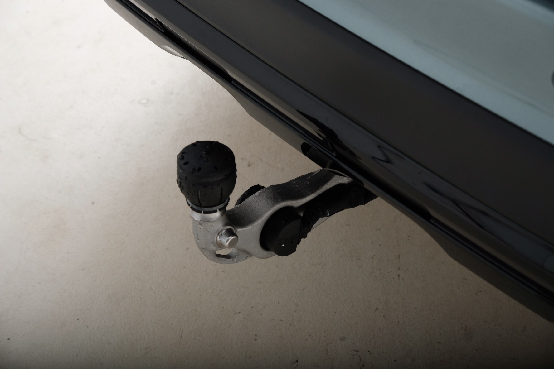 MERCEDES-BENZ GLC 300 e 4Matic 9G-Tronic-image-6
