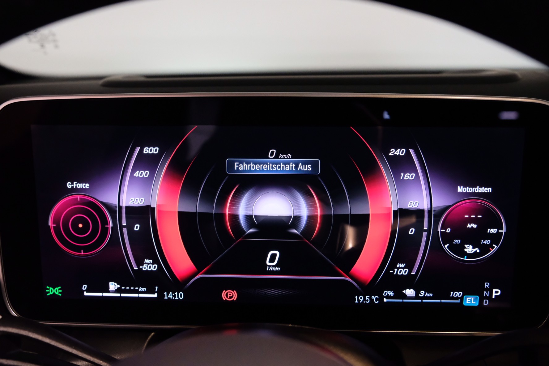 MERCEDES-BENZ GLC 300 e 4Matic 9G-Tronic-image-16