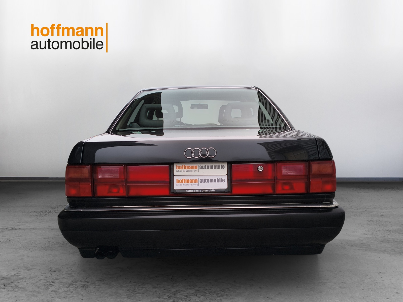 AUDI 4.2 V8 Quattro ABS-showroom-element-3