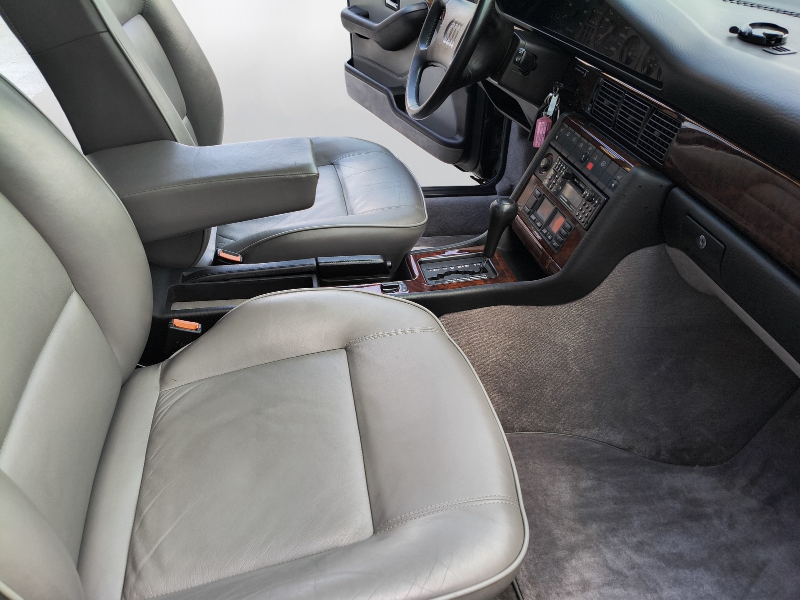 AUDI 4.2 V8 Quattro ABS-image-14