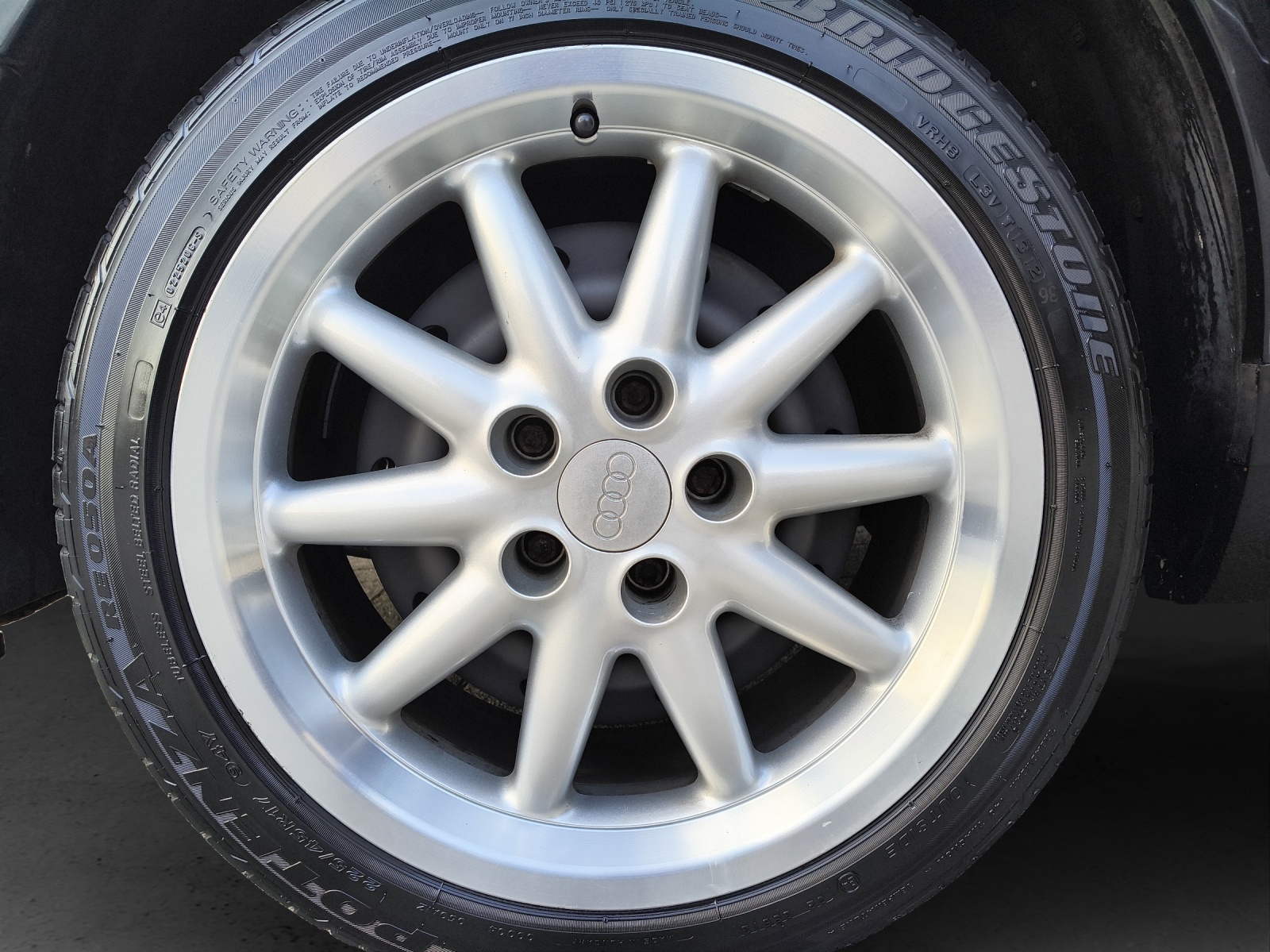 AUDI 4.2 V8 Quattro ABS-image-22