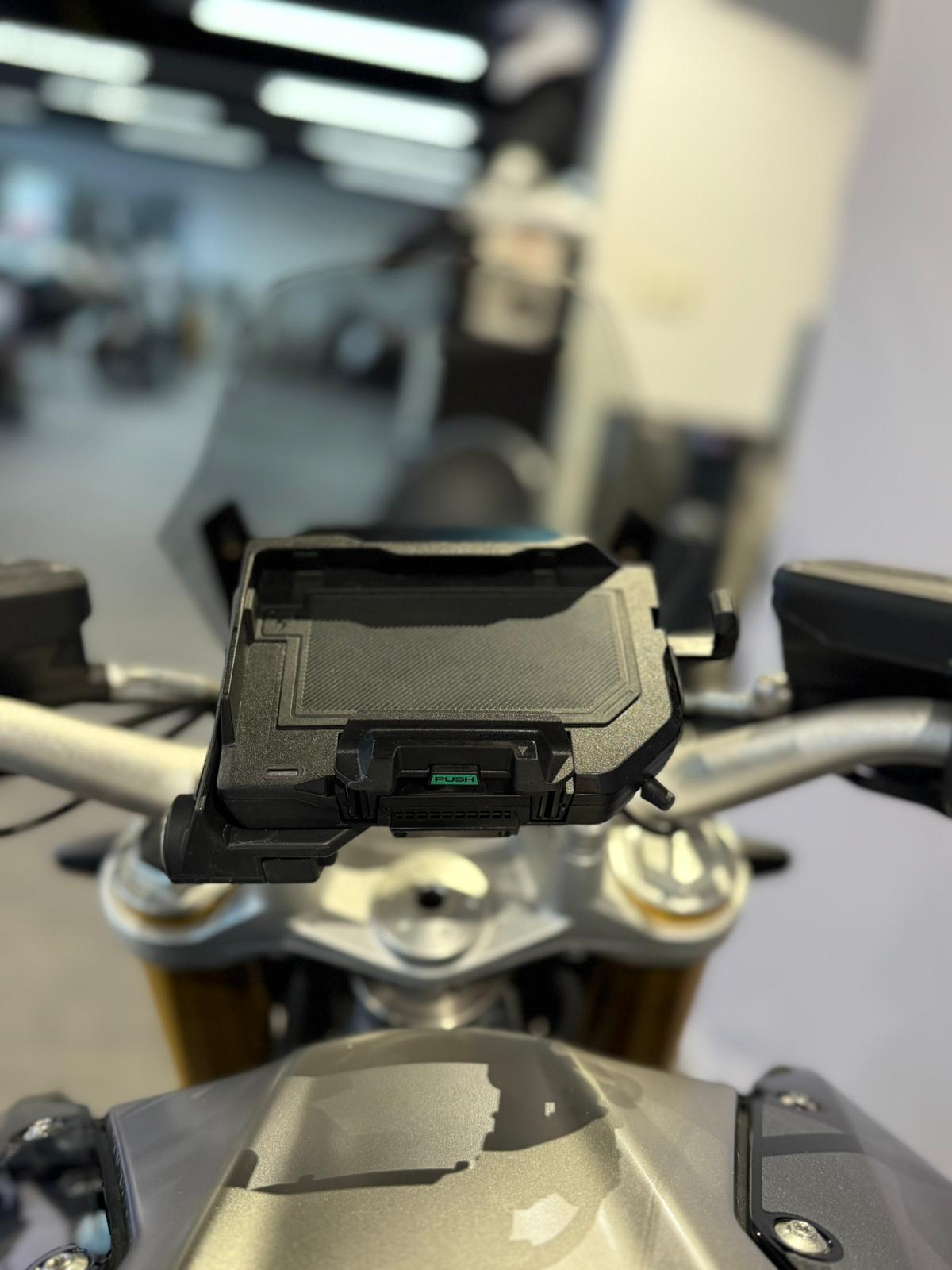 BMW R 1250 R-image-4