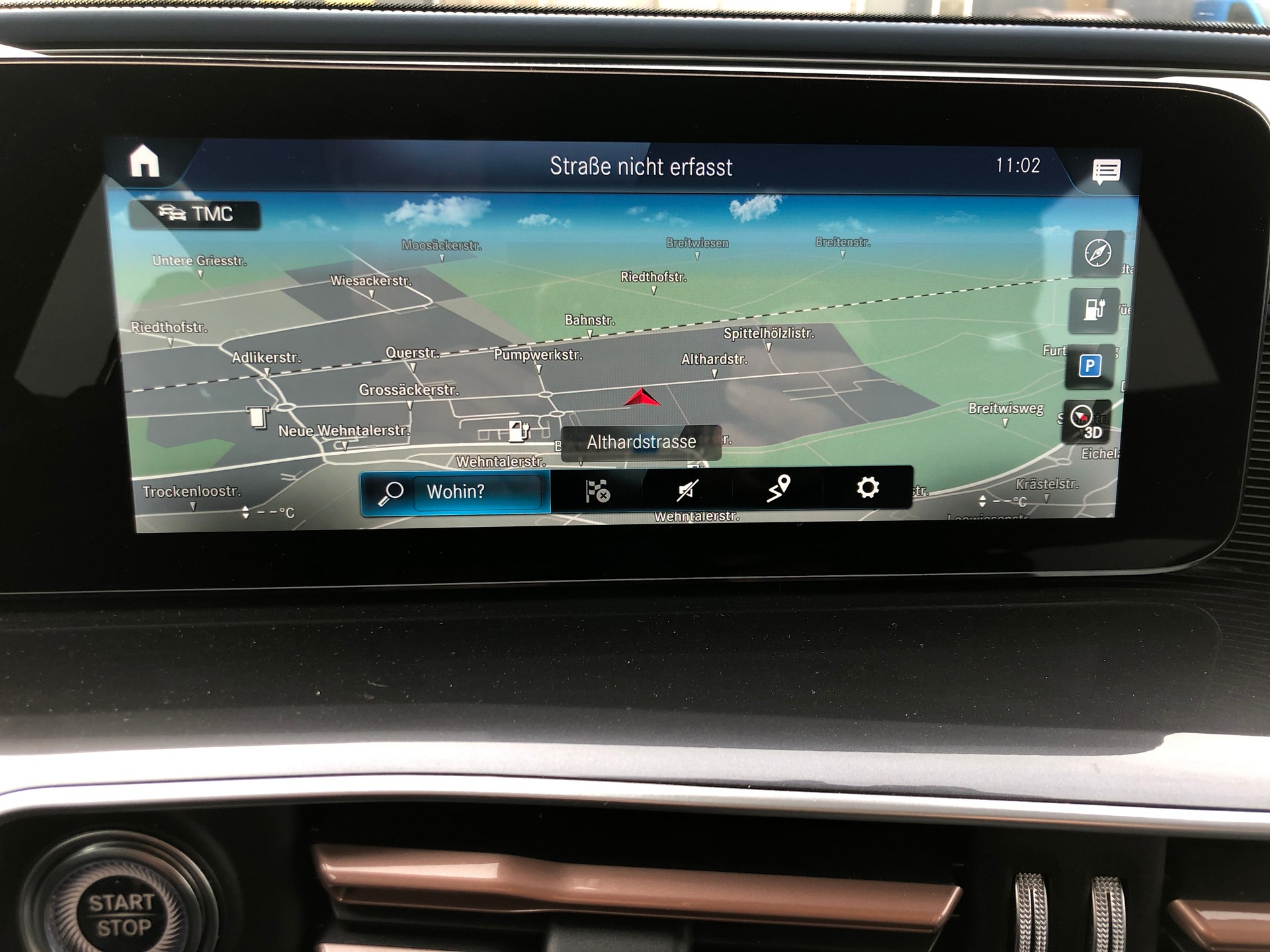 MERCEDES-BENZ EQC 400 4Matic EQ Star-image-9