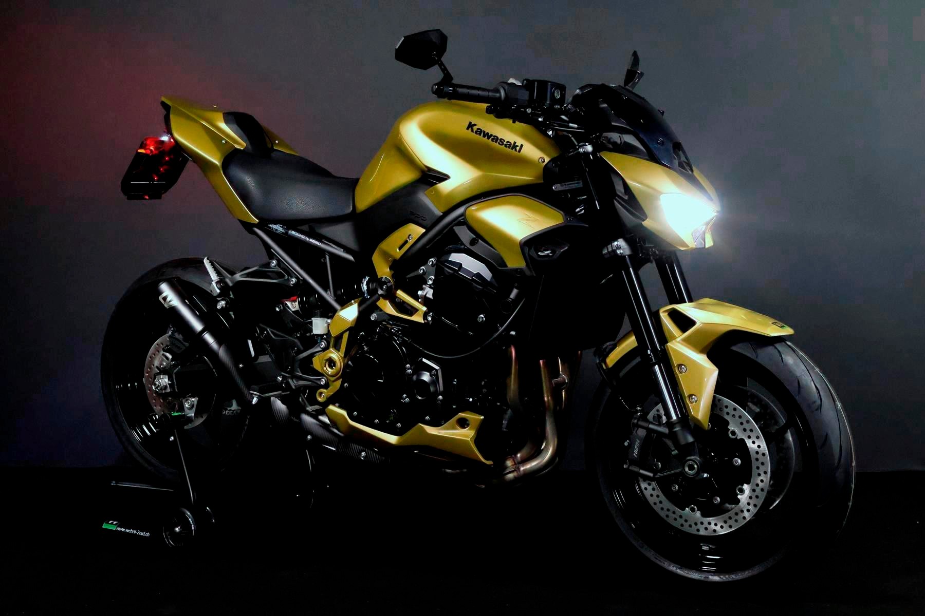 KAWASAKI Z 900 (91/70/35 KW) *Platin Edition* Level 3-image-1
