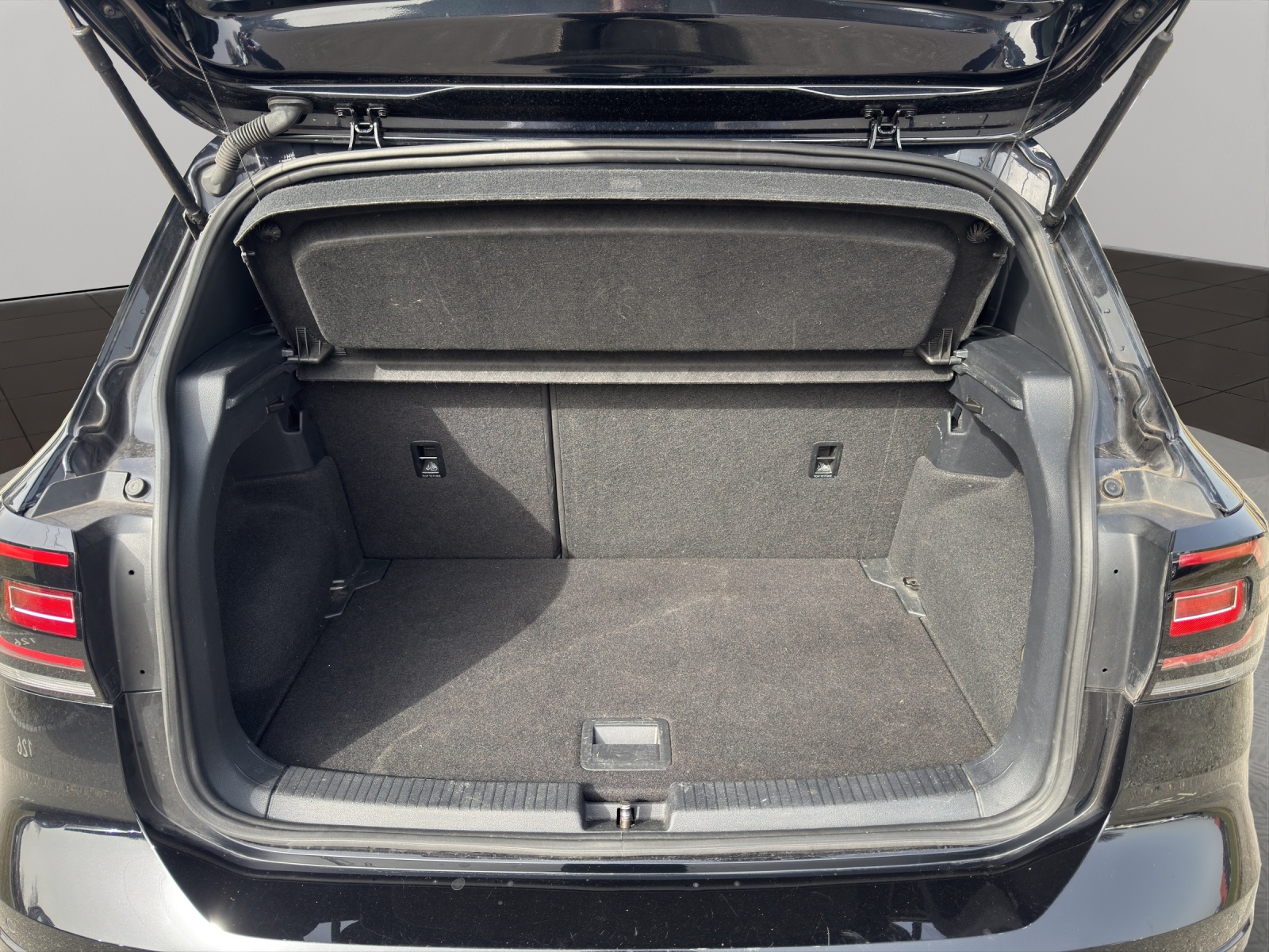 VW T-Cross 1.0 TSI Style DSG-image-5