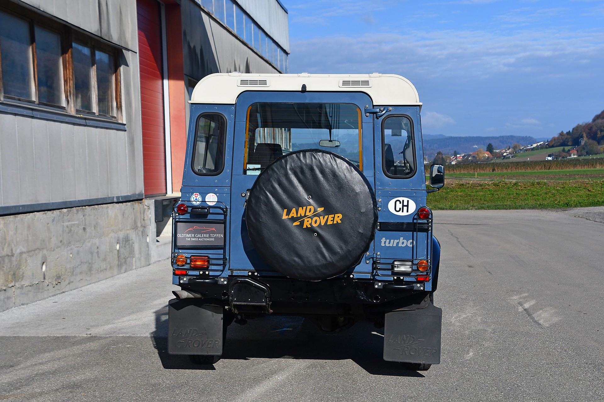 LAND ROVER 110 Turbo D-image-13