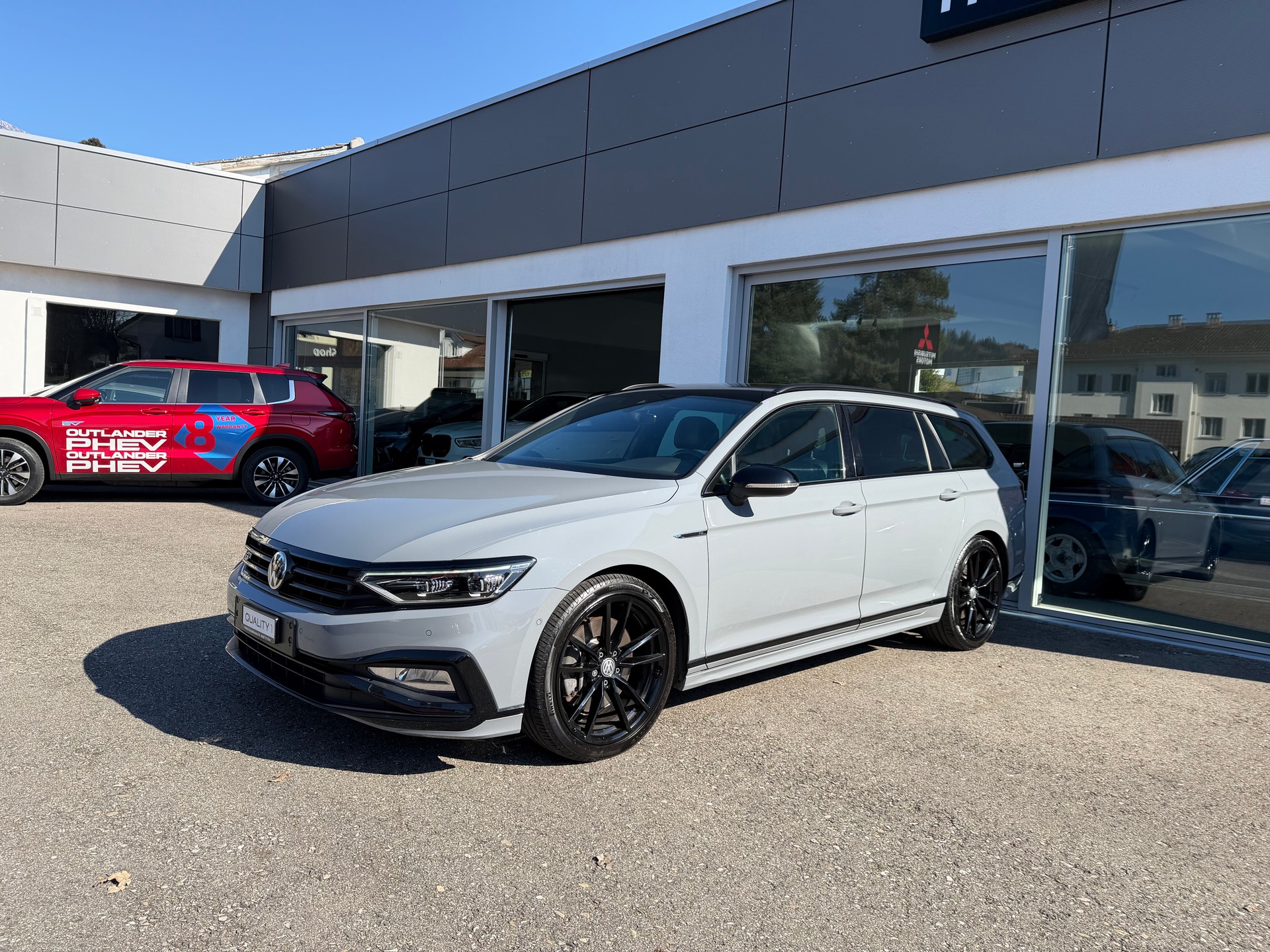 VW Passat 2.0 TDI BMT R-Line Edition 4Motion DSG LIMITED 90/320-image-6