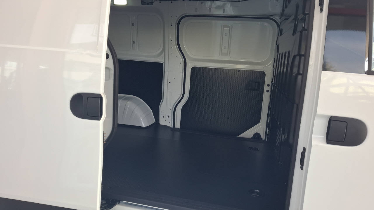 MAXUS eDeliver 5 Kaw. E-Motor 64kWh-image-6